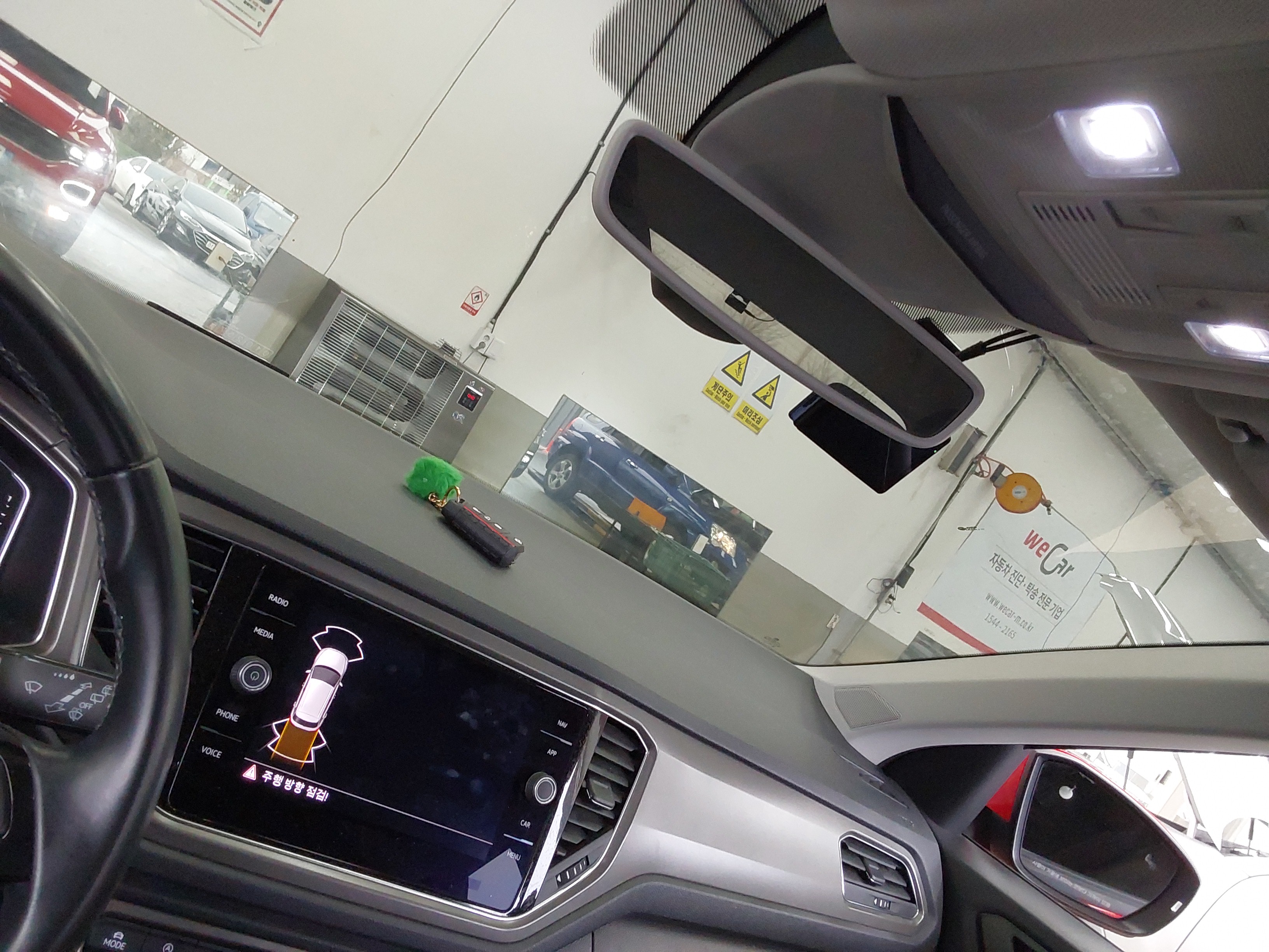 2021 - Volkswagen T-ROC