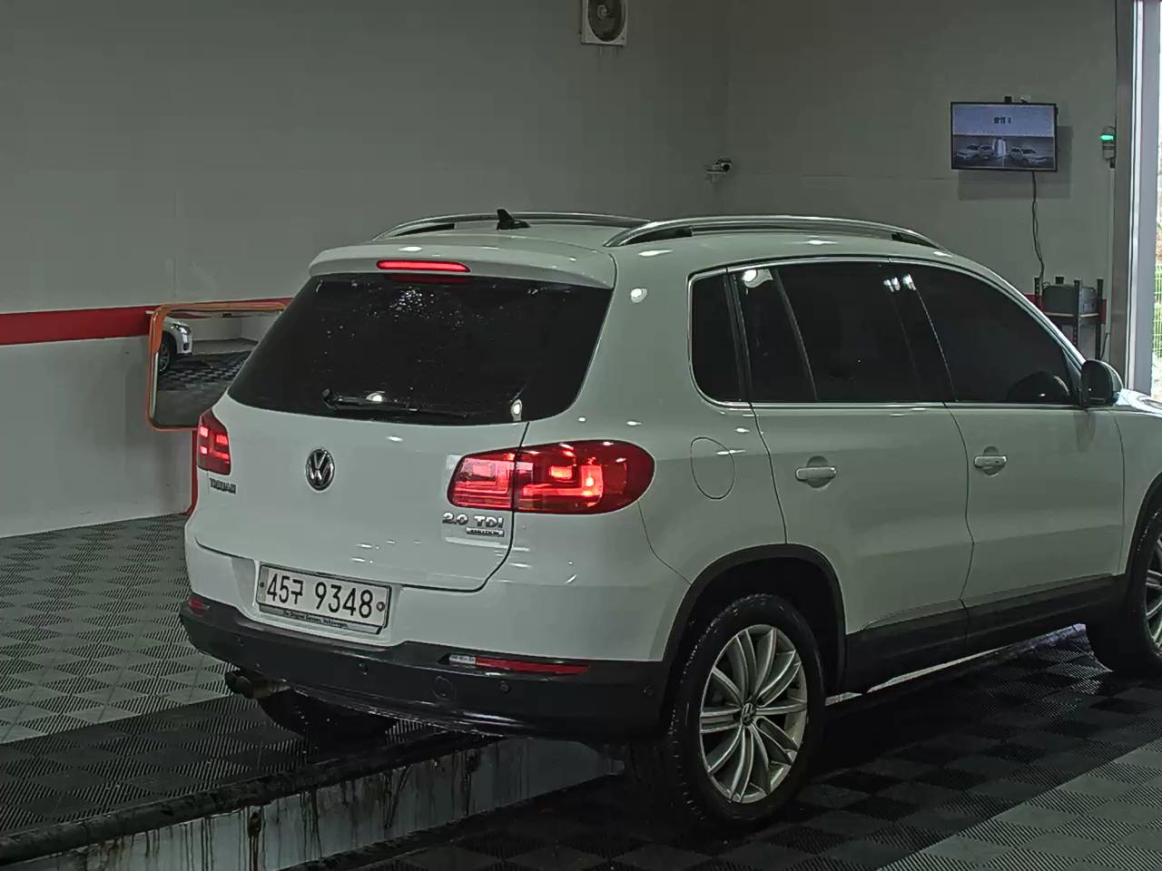 2015 - Volkswagen Tiguan