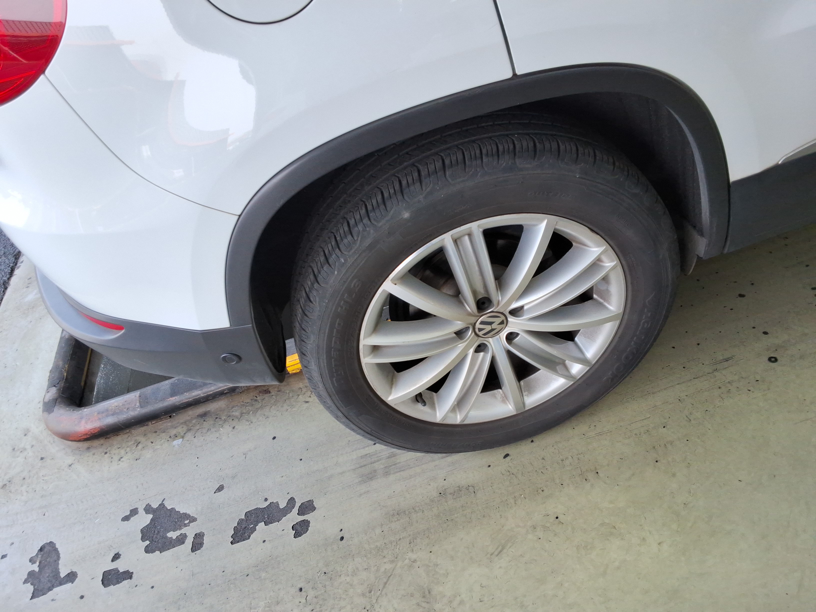 2016 - Volkswagen Tiguan