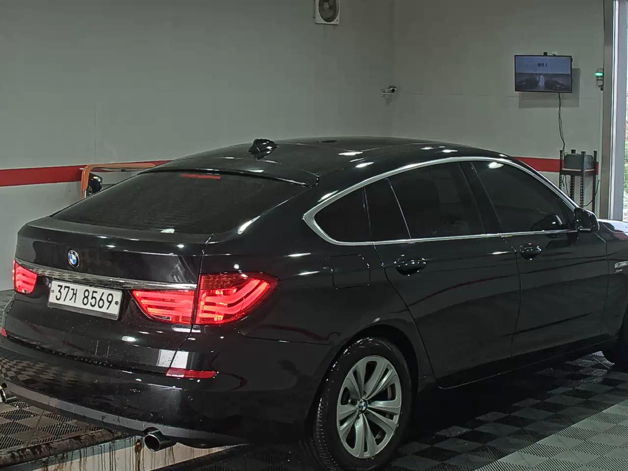 2011 - BMW GranTurismo