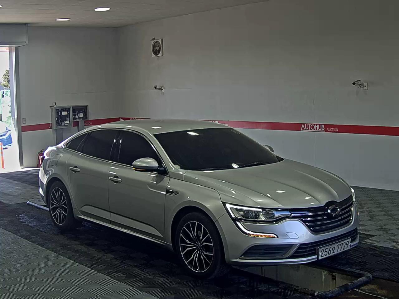 2017 - Renault Samsung SM6