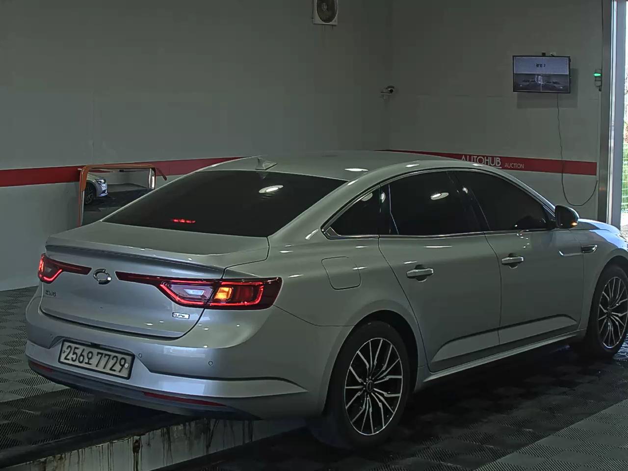 2017 - Renault Samsung SM6