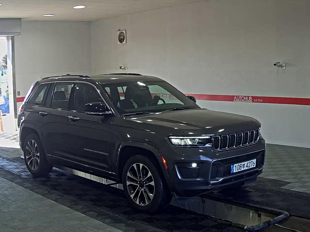 2023 - Jeep Grand Cherokee