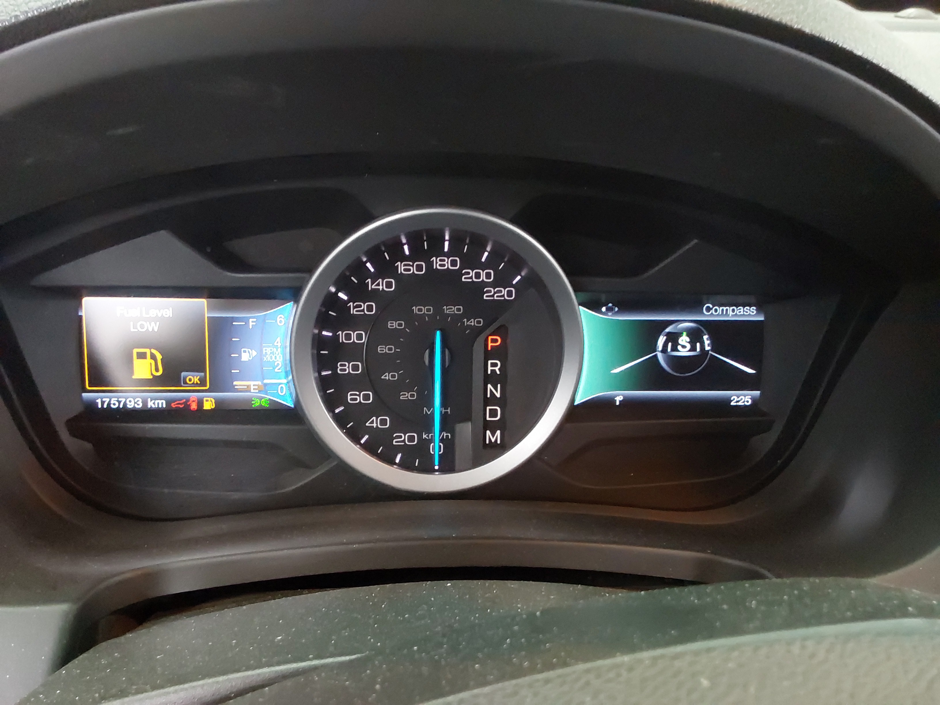 2015 - Ford Explorer