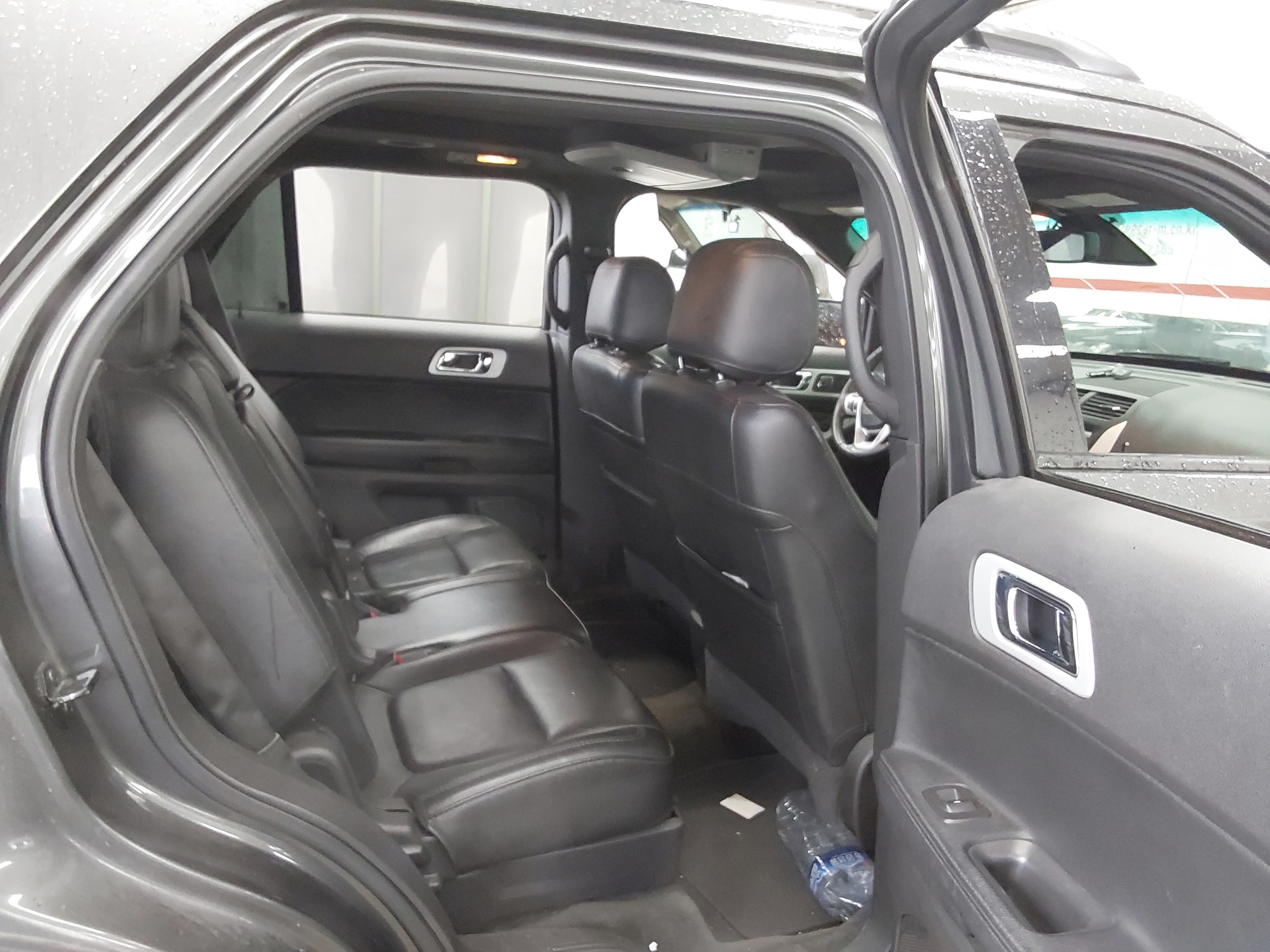 2015 - Ford Explorer