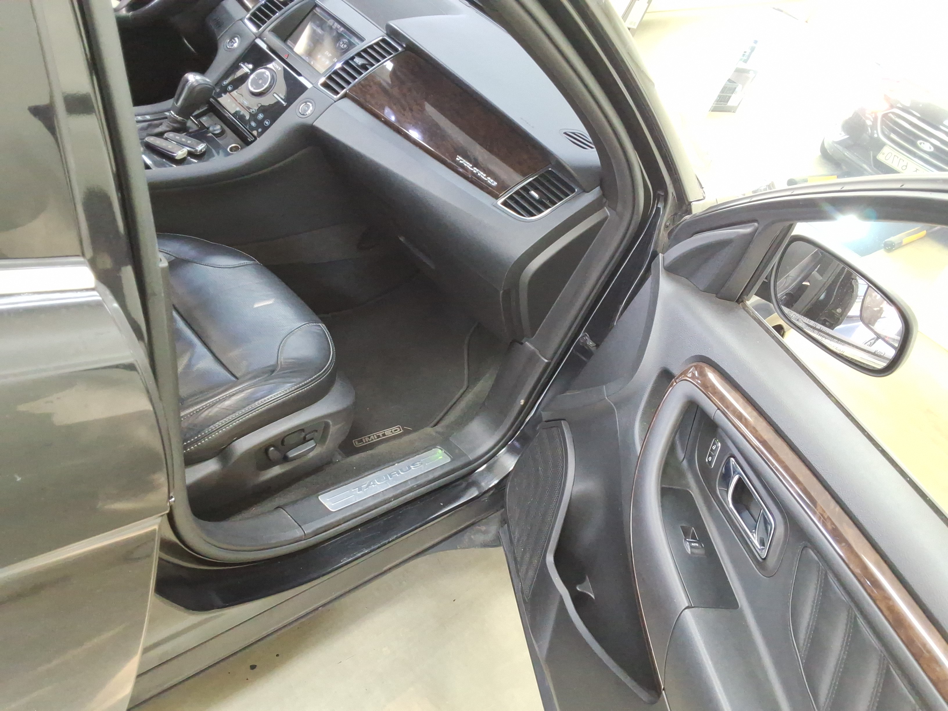 2013 - Ford New Taurus