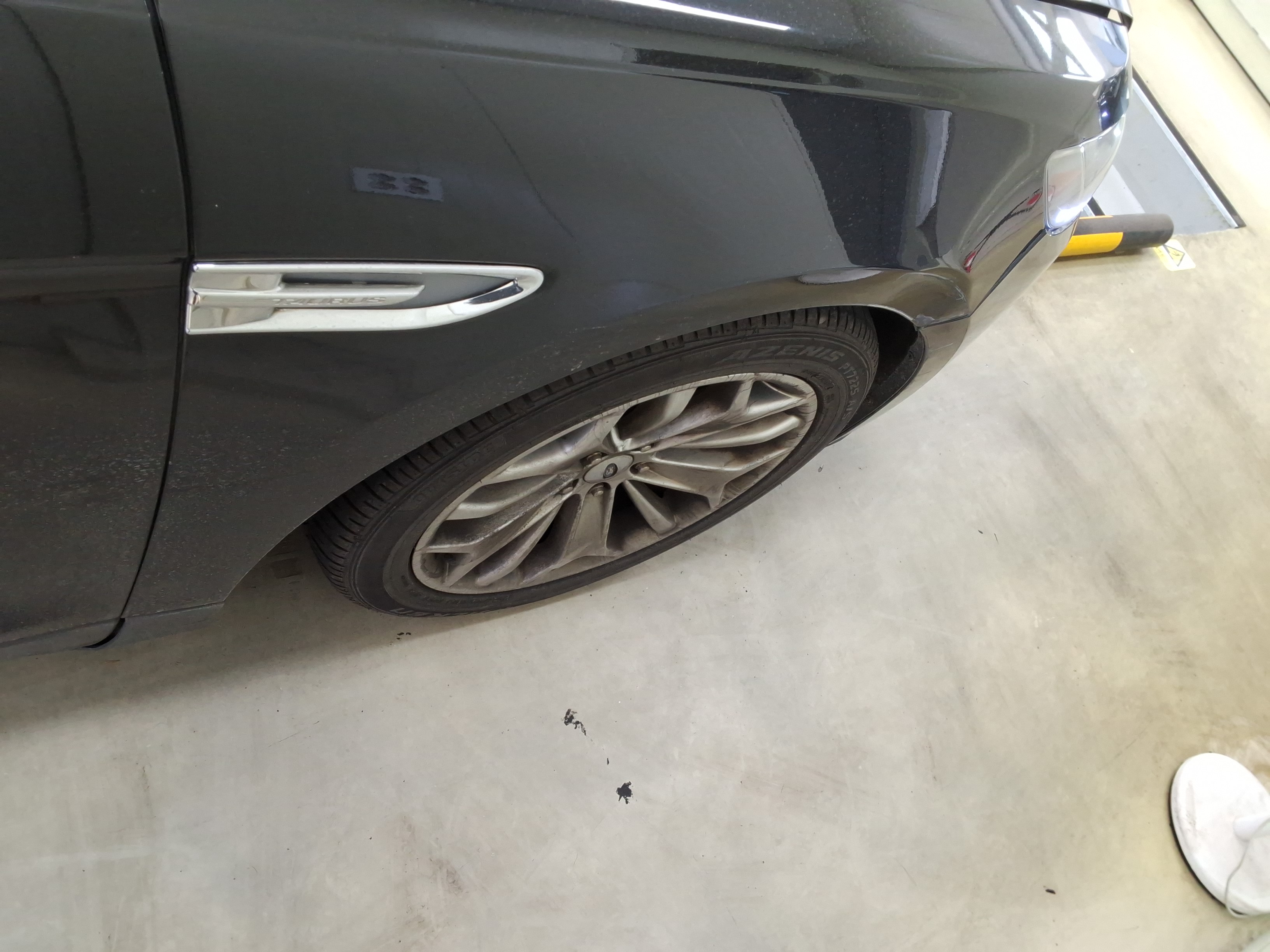 2013 - Ford New Taurus