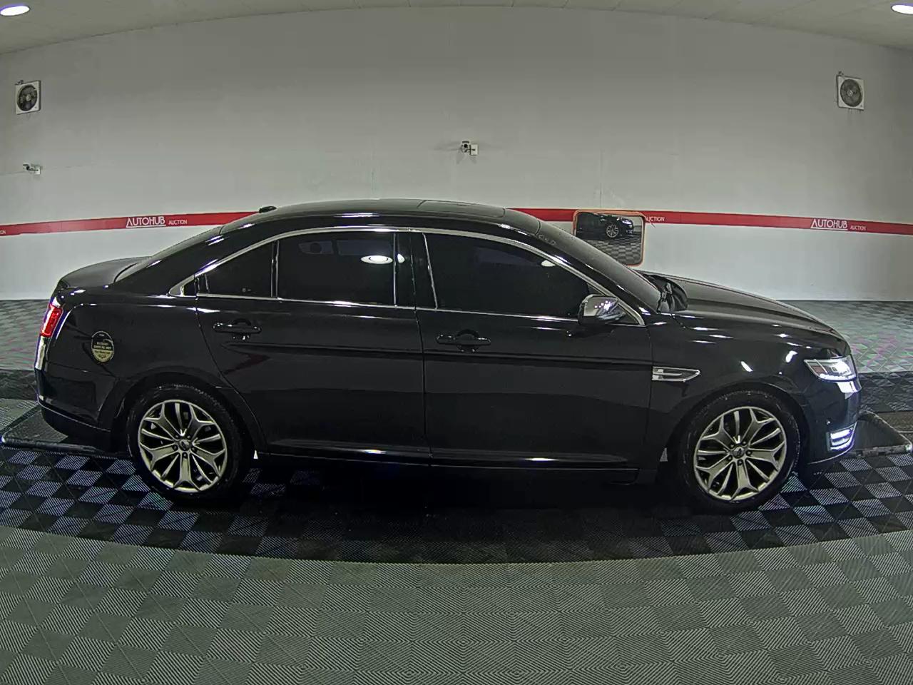 2013 - Ford New Taurus