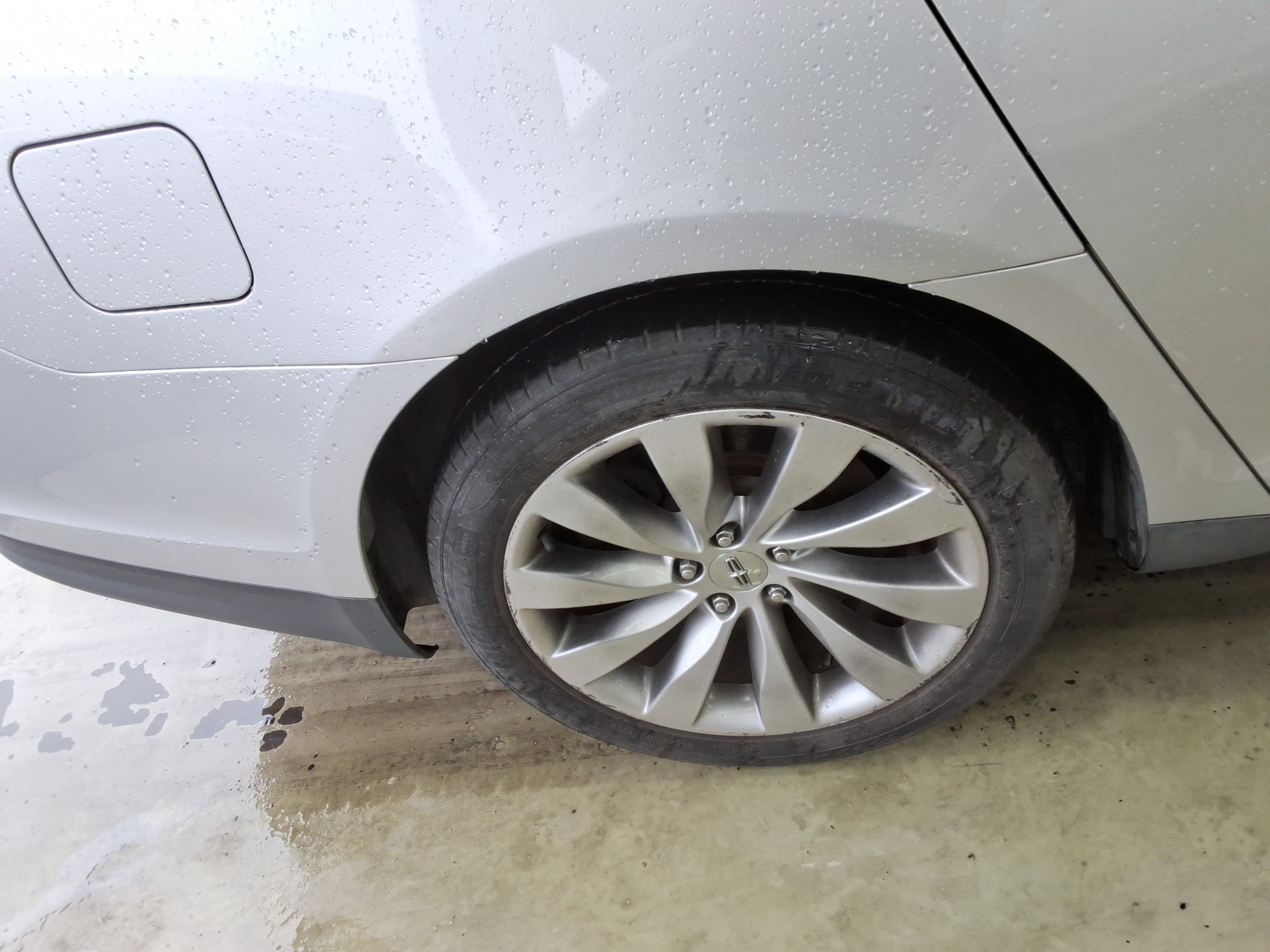 2014 - Lincoln New MKS