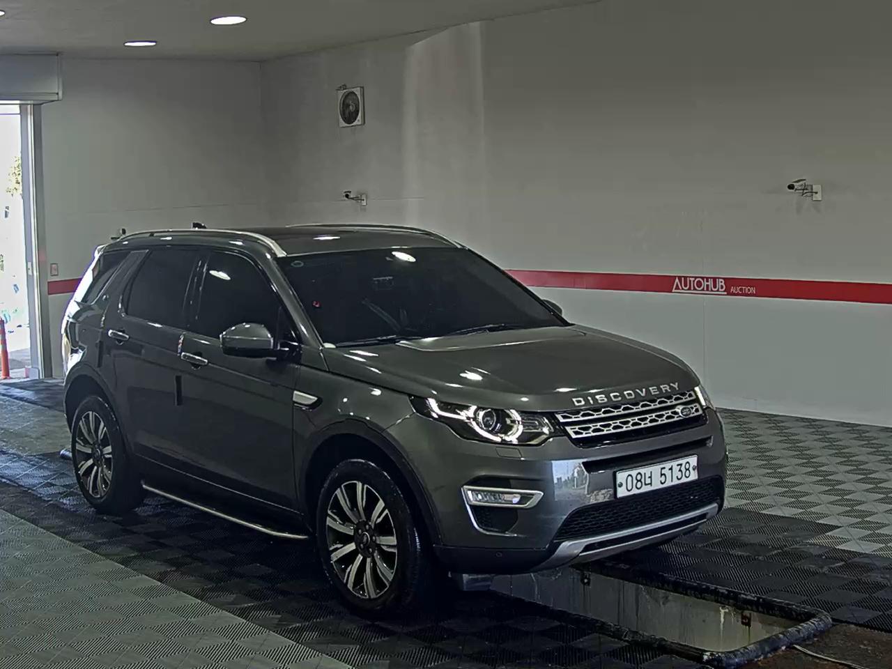 2018 - Land Rover Discovery