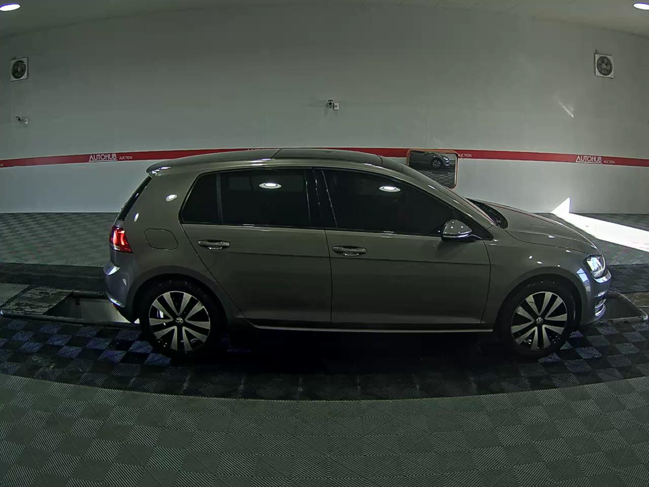 2014 - Volkswagen Golf
