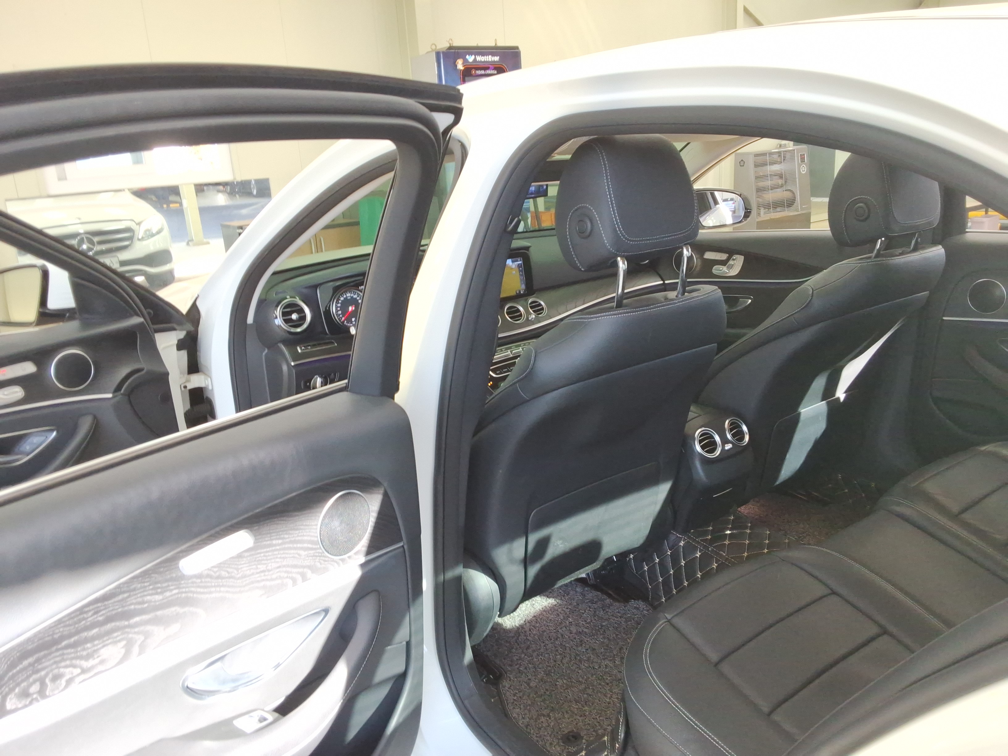 2018 - Mercedes-Benz E220d