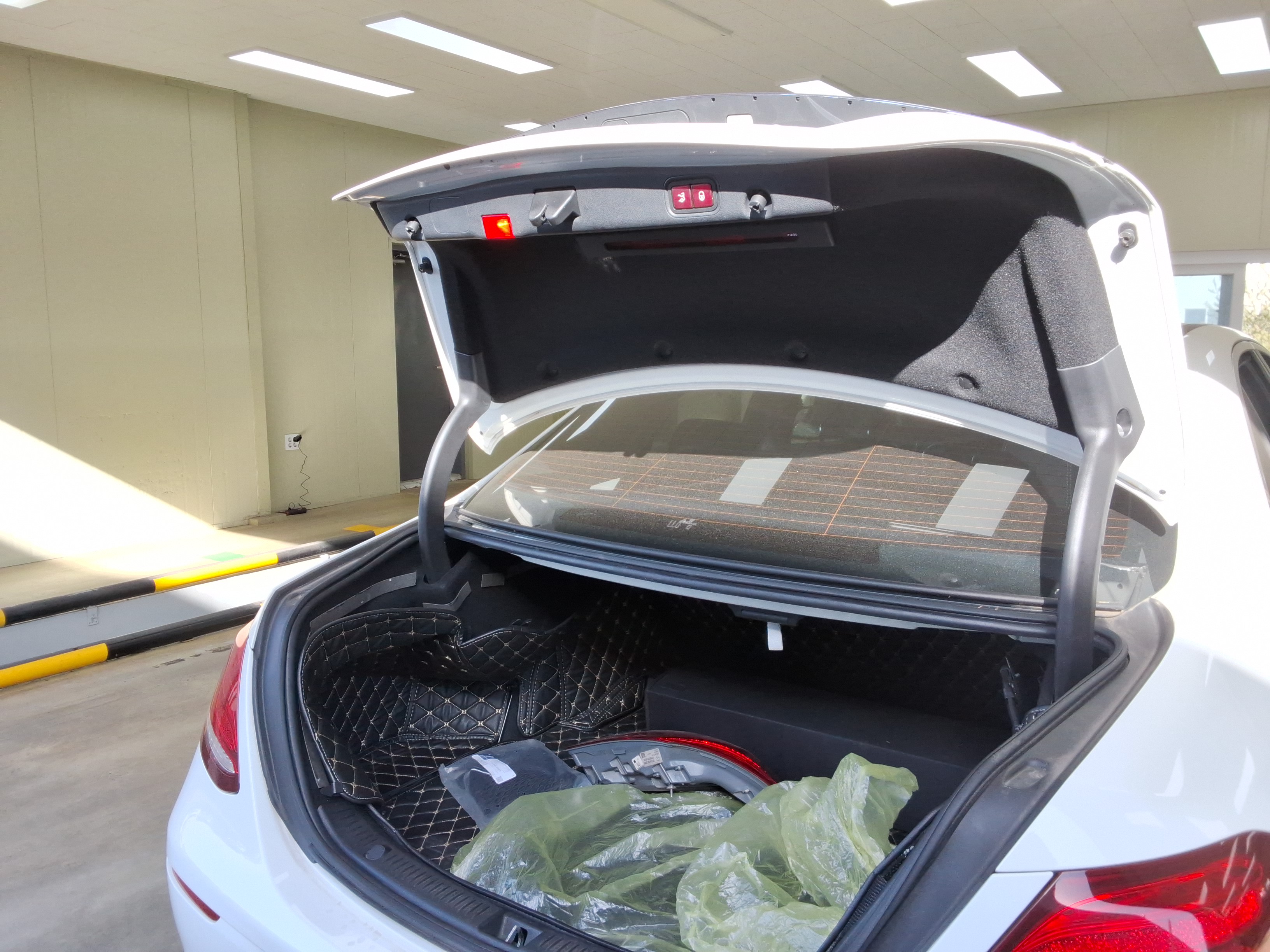 2018 - Mercedes-Benz E220d