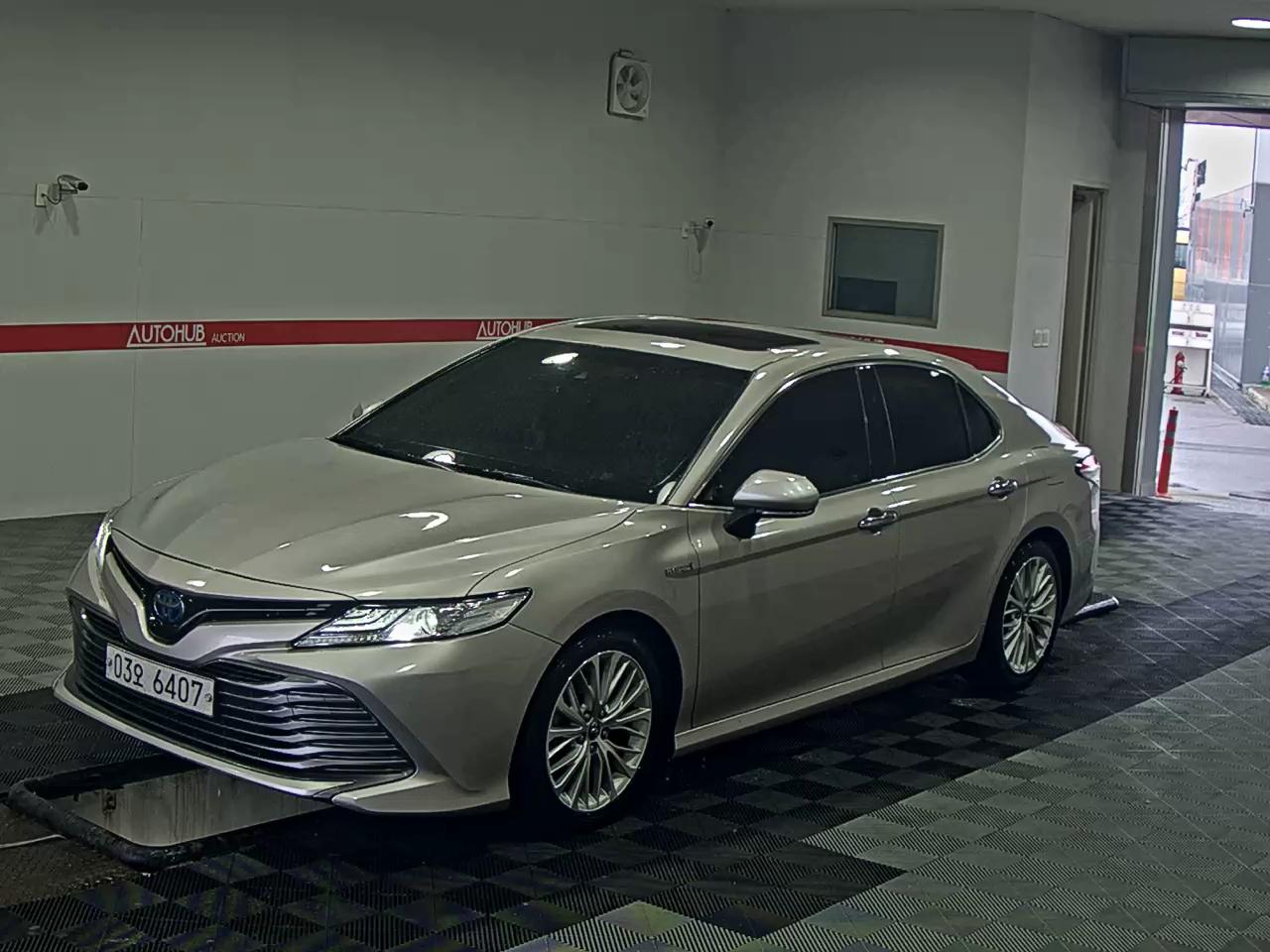 도요타 캠리 (XV70)(~현재) 가솔린전기