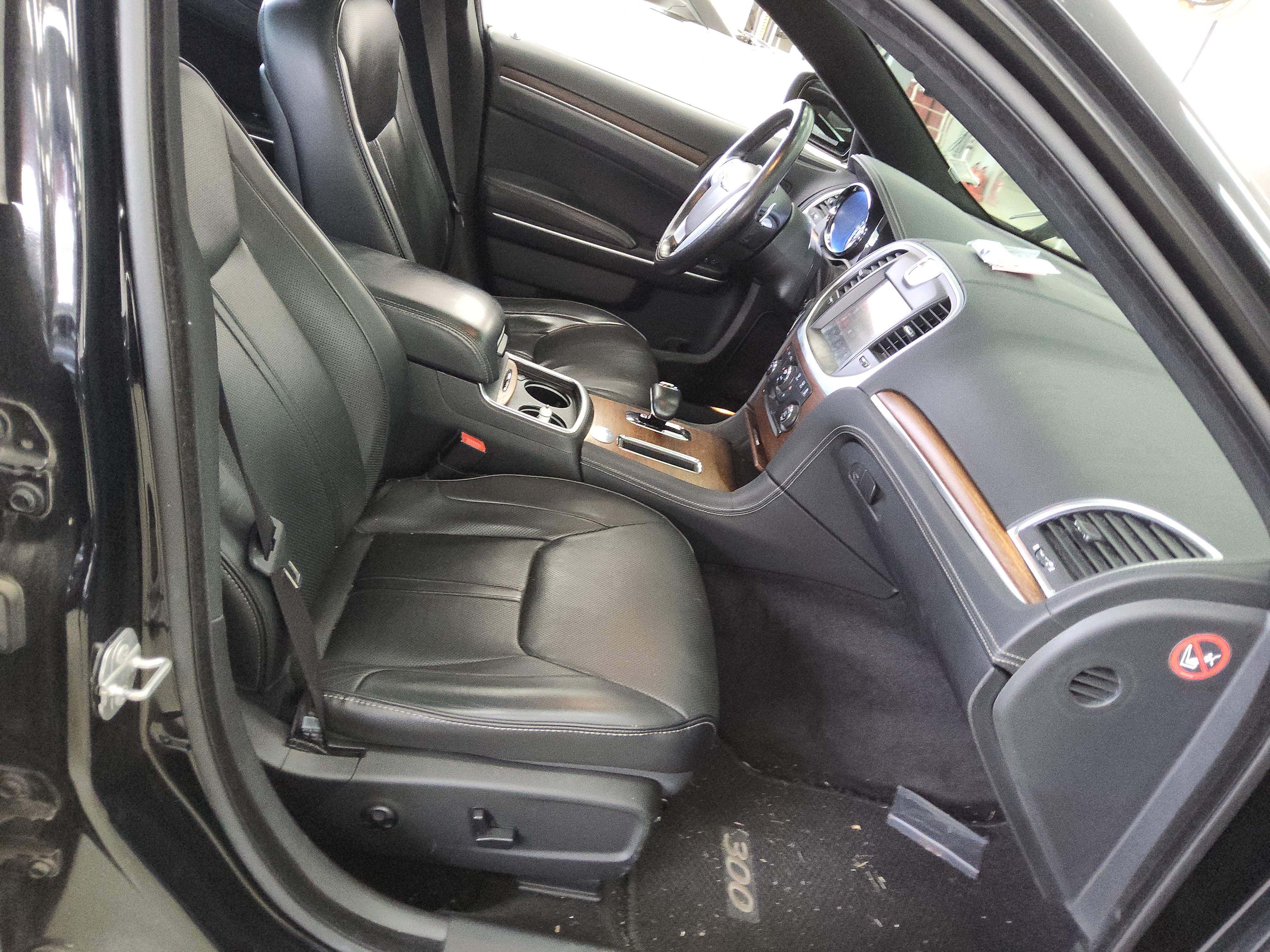 2014 - Chrysler 300C