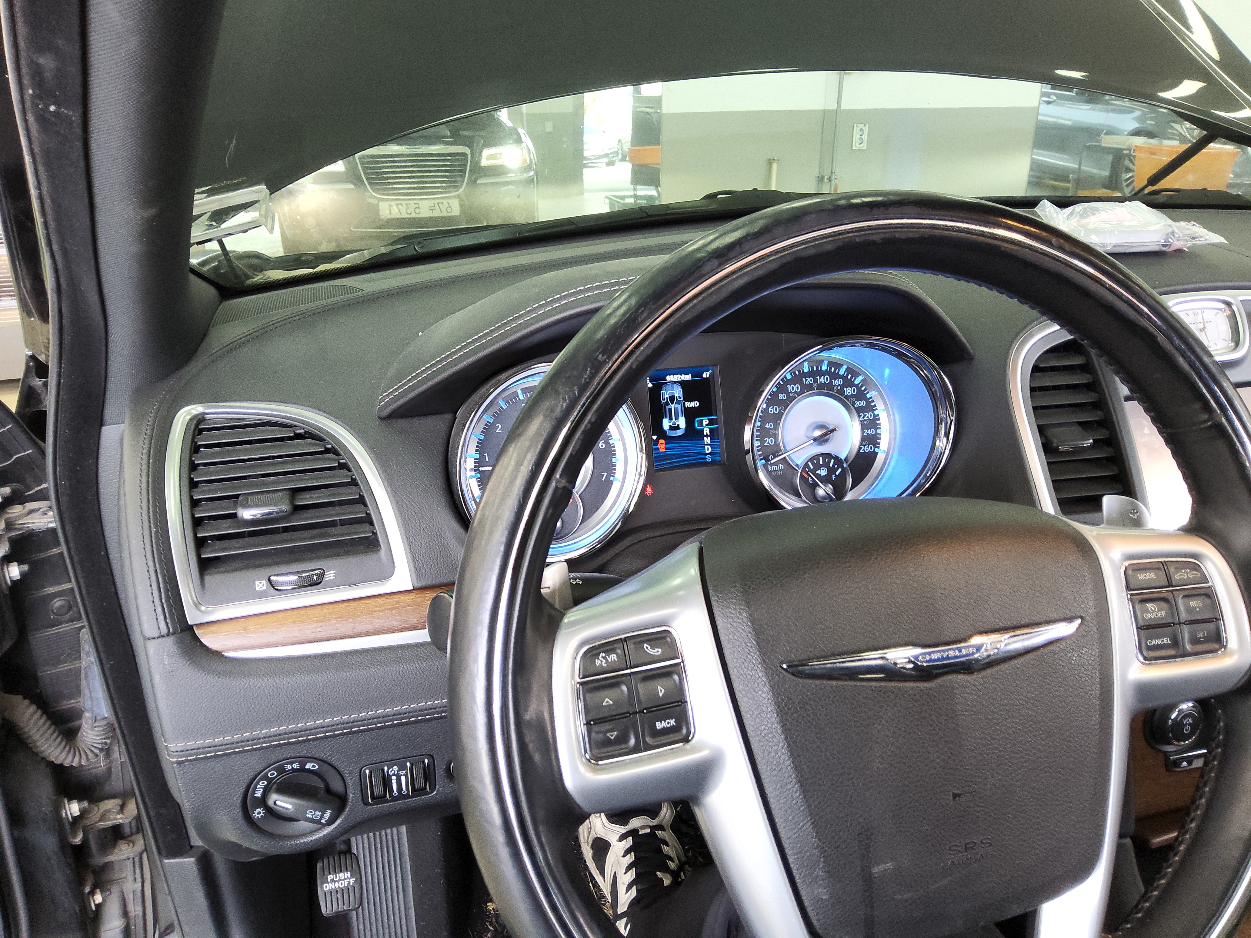 2014 - Chrysler 300C