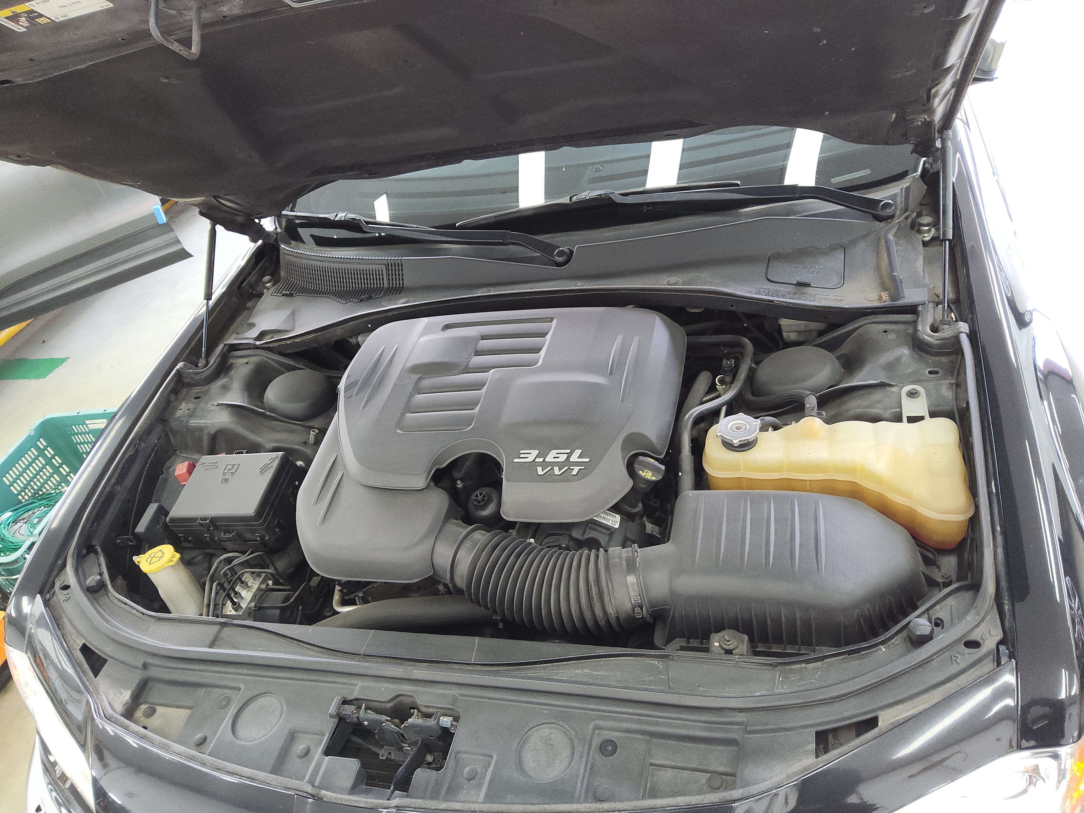 2014 - Chrysler 300C