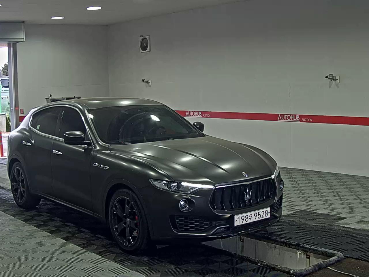 2018 - Maserati Levante