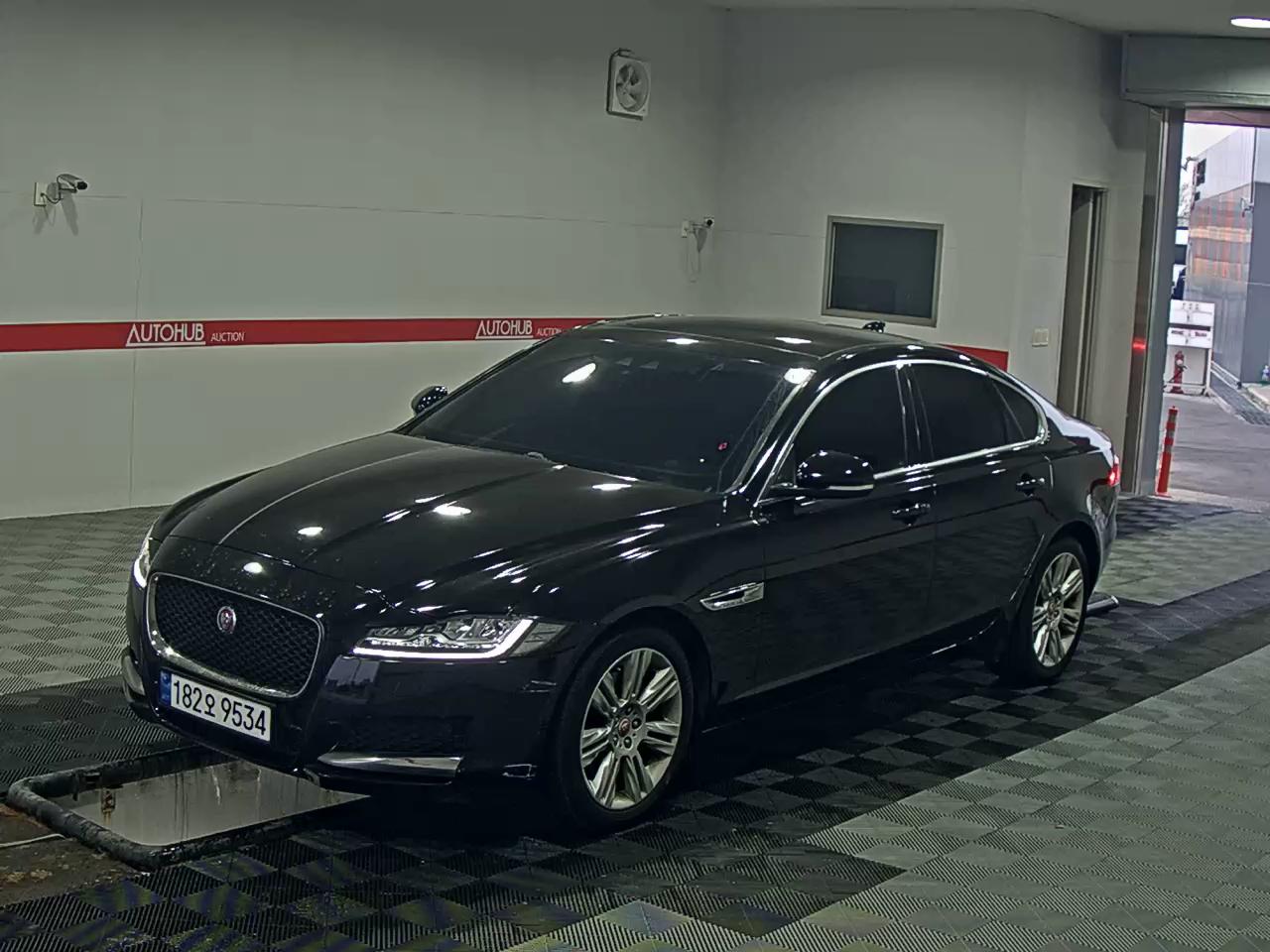 재규어 XF(X260)(~현재) 포트폴리오