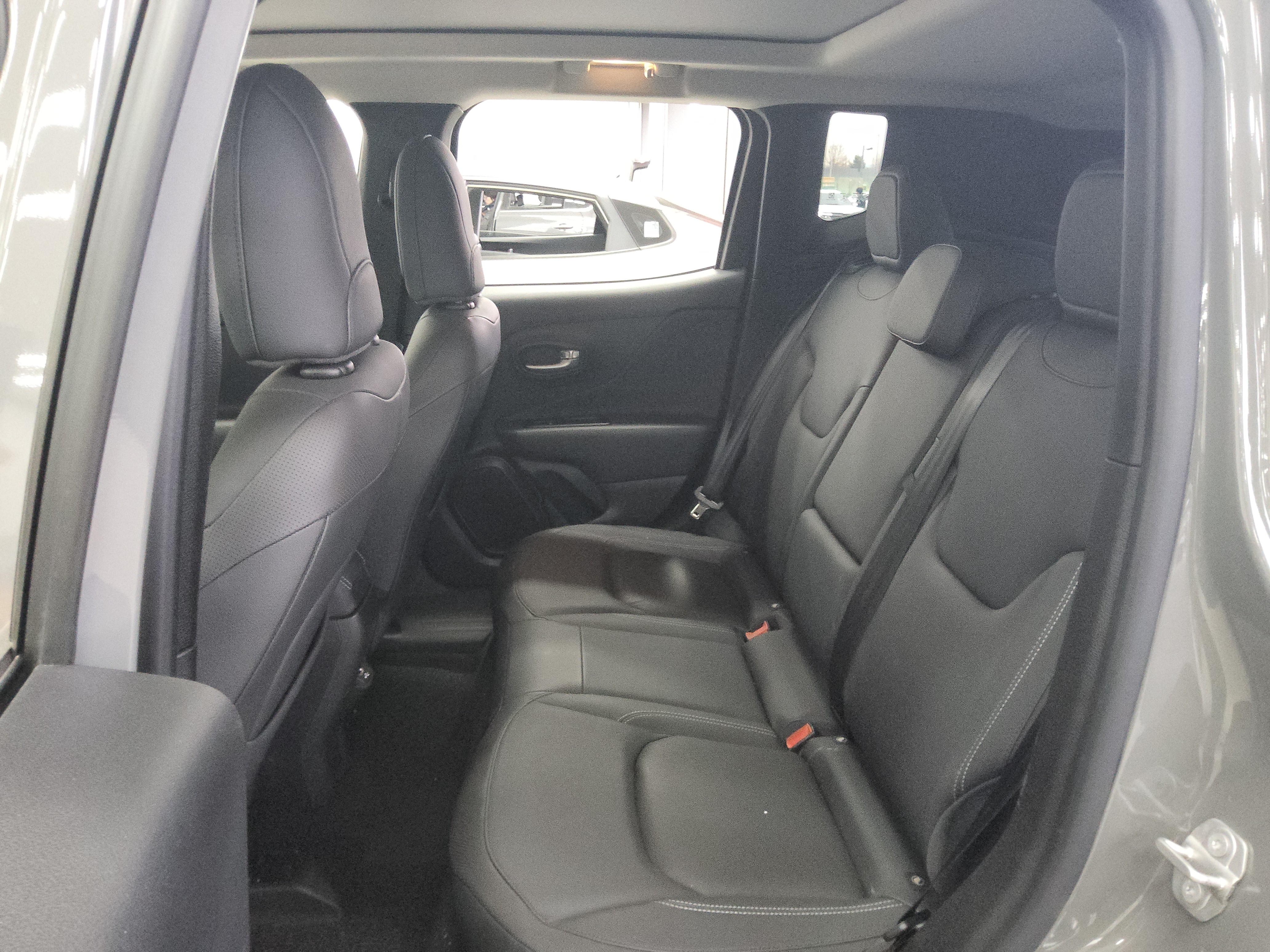 2022 - Jeep Renegade