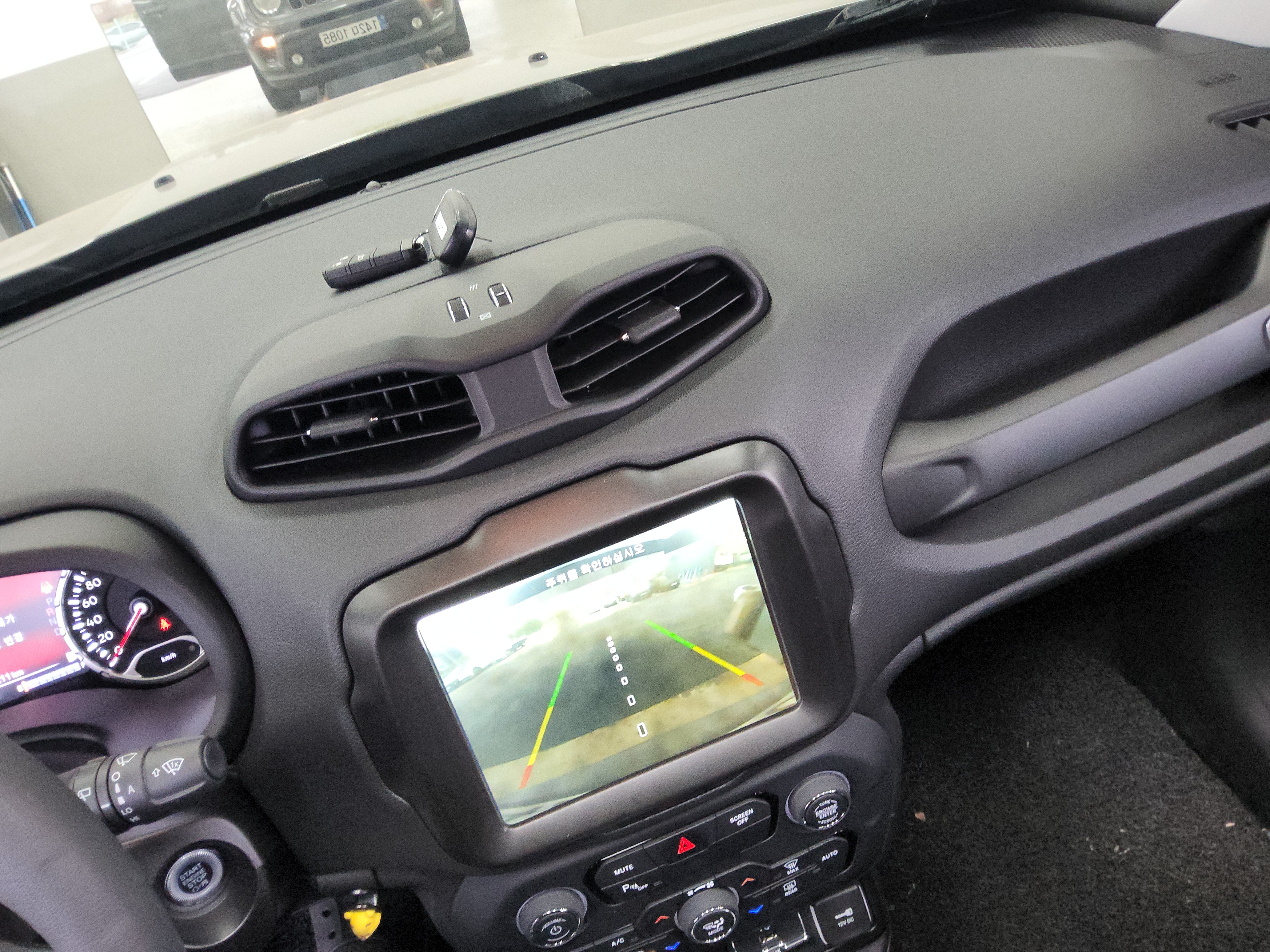 2022 - Jeep Renegade