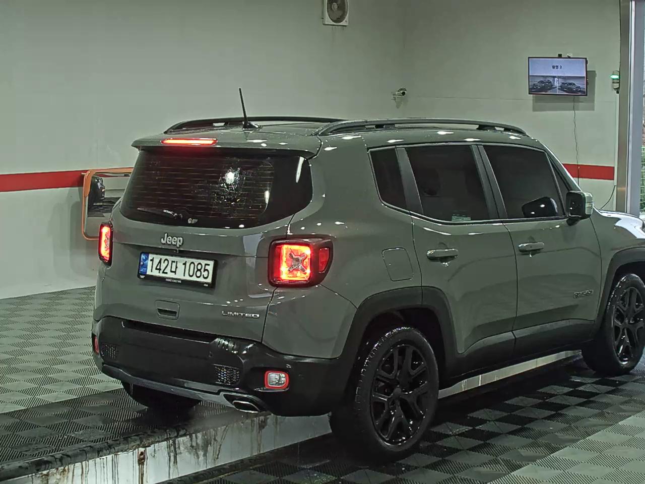 2022 - Jeep Renegade