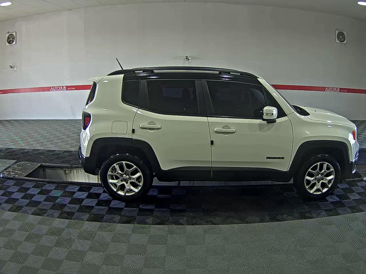 2016 - Jeep Renegade