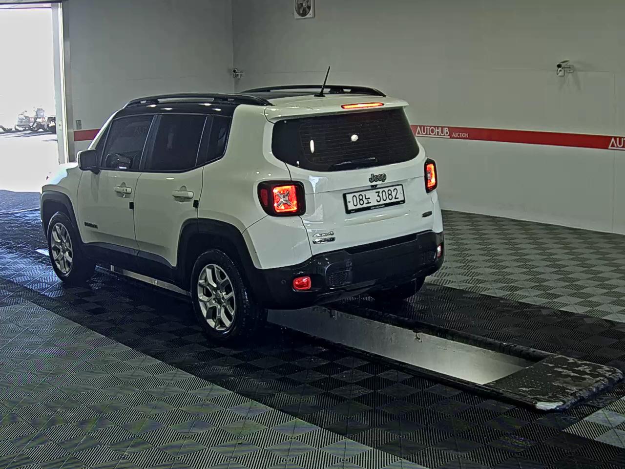 2016 - Jeep Renegade