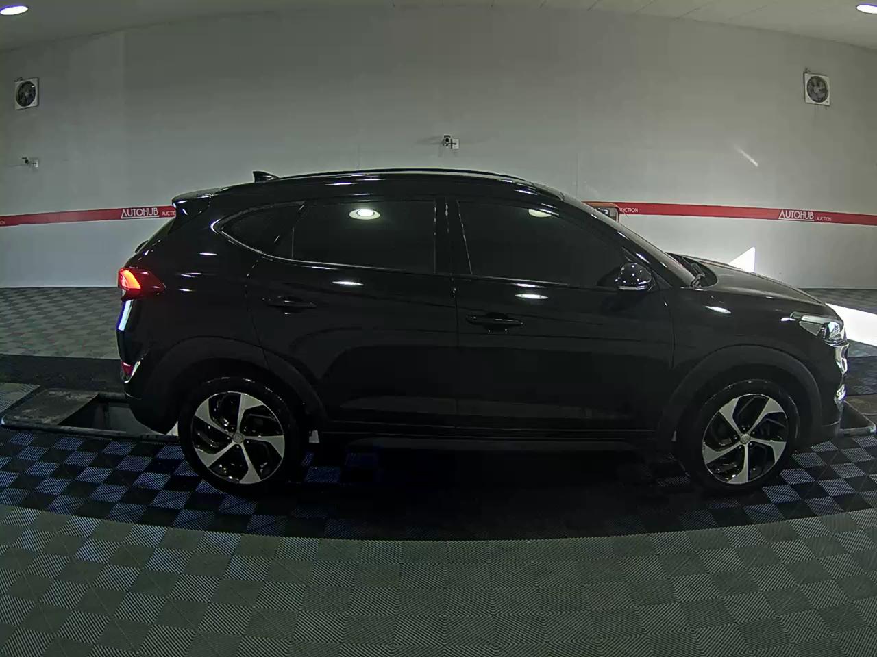 2016 - Hyundai Tucson