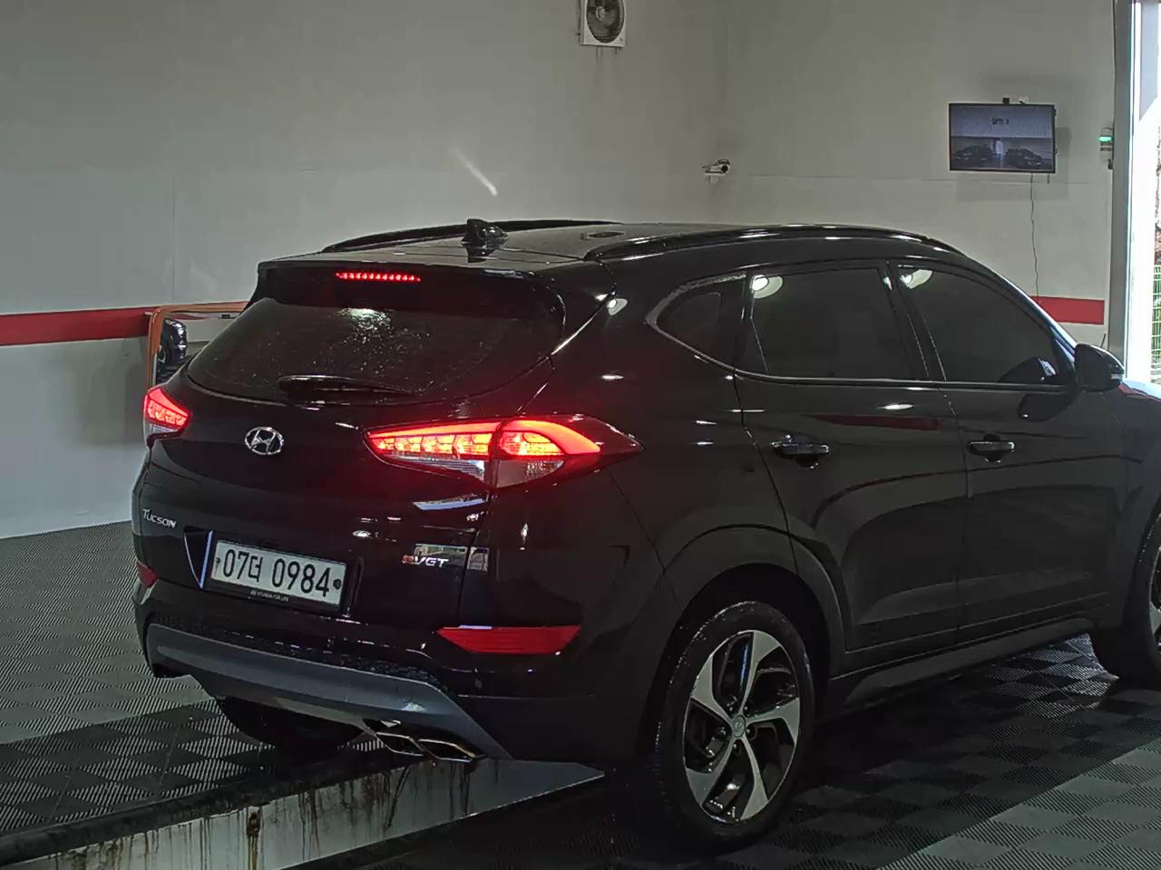 2016 - Hyundai Tucson
