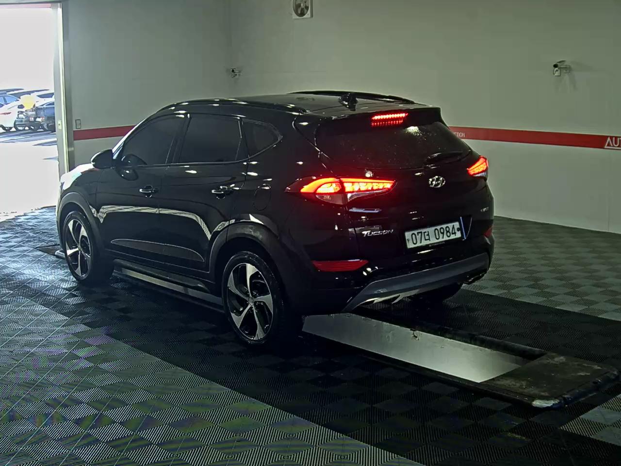 2016 - Hyundai Tucson