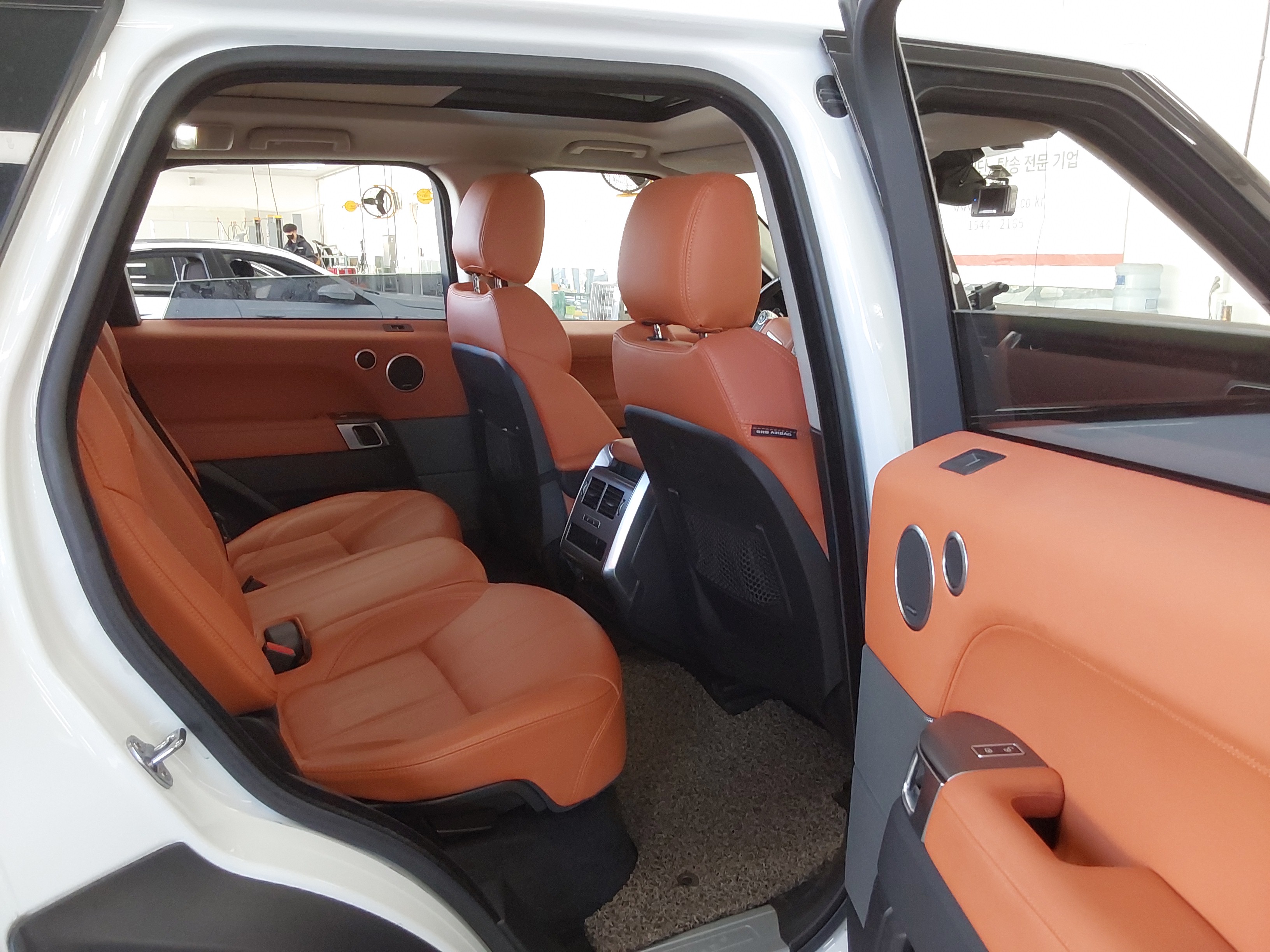 2017 - Land Rover Range Rover