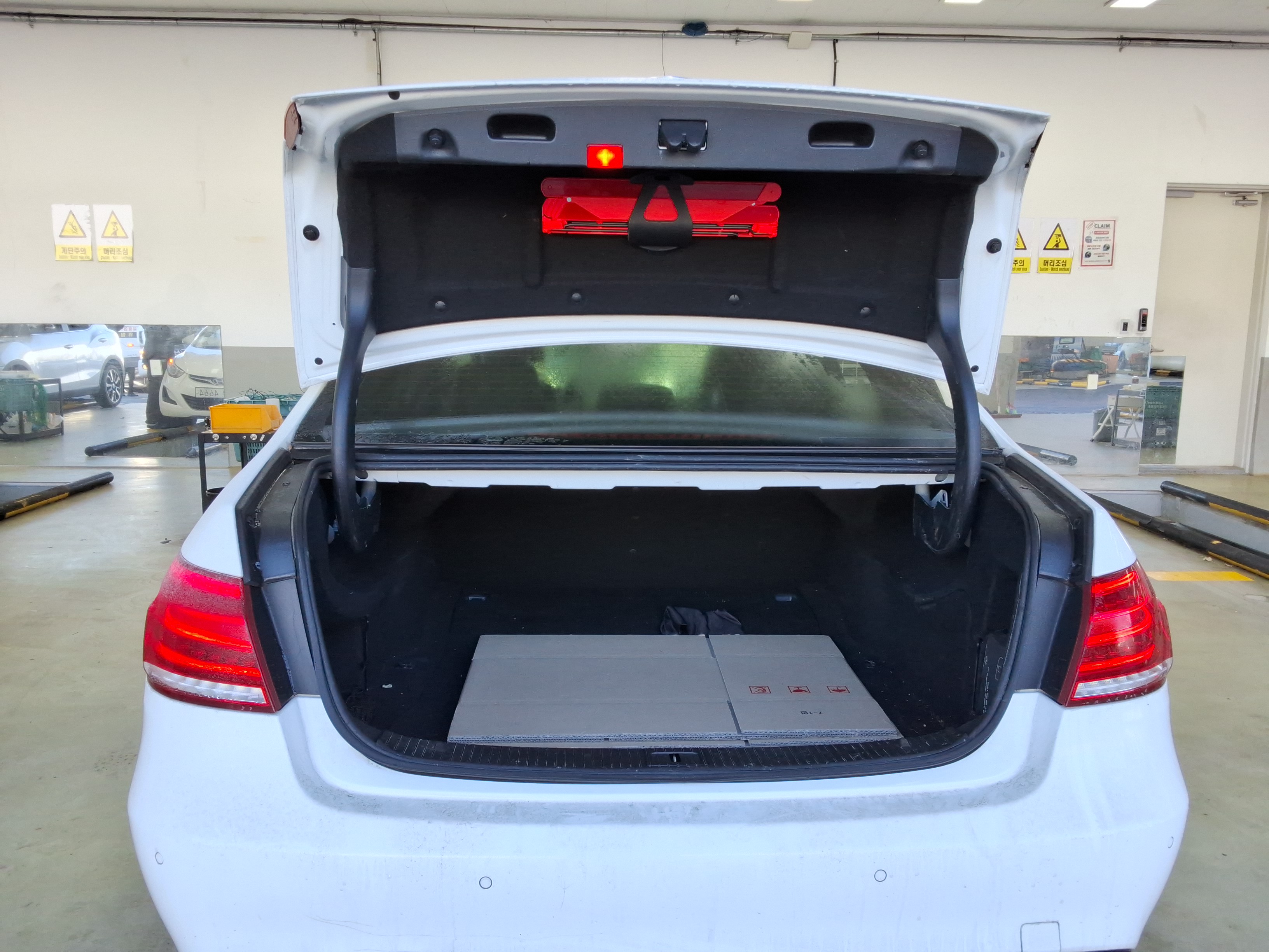 2014 - Mercedes-Benz E250