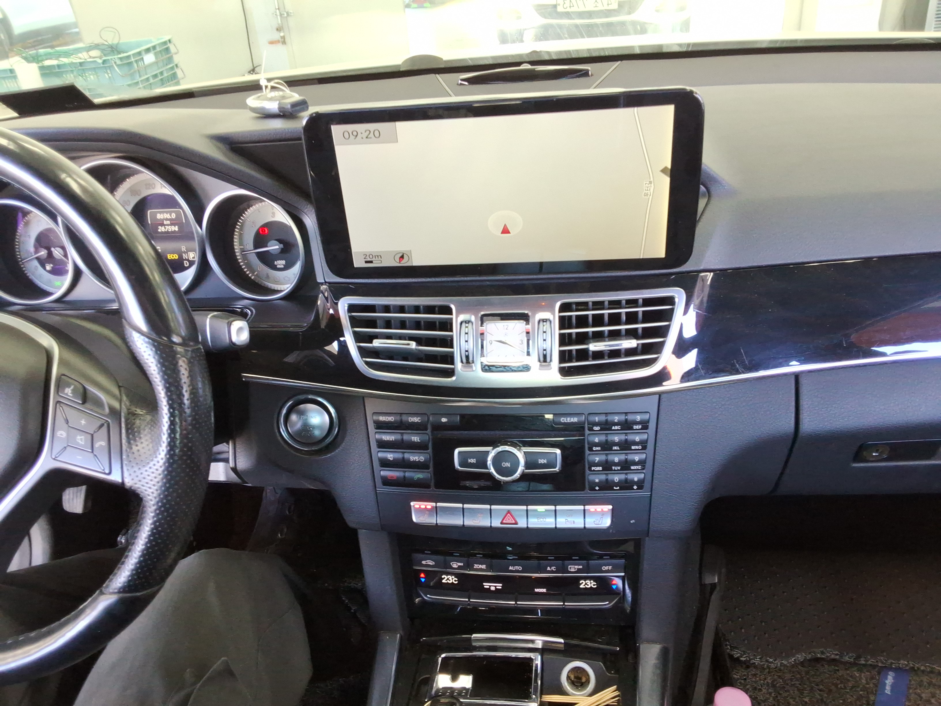 2014 - Mercedes-Benz E250