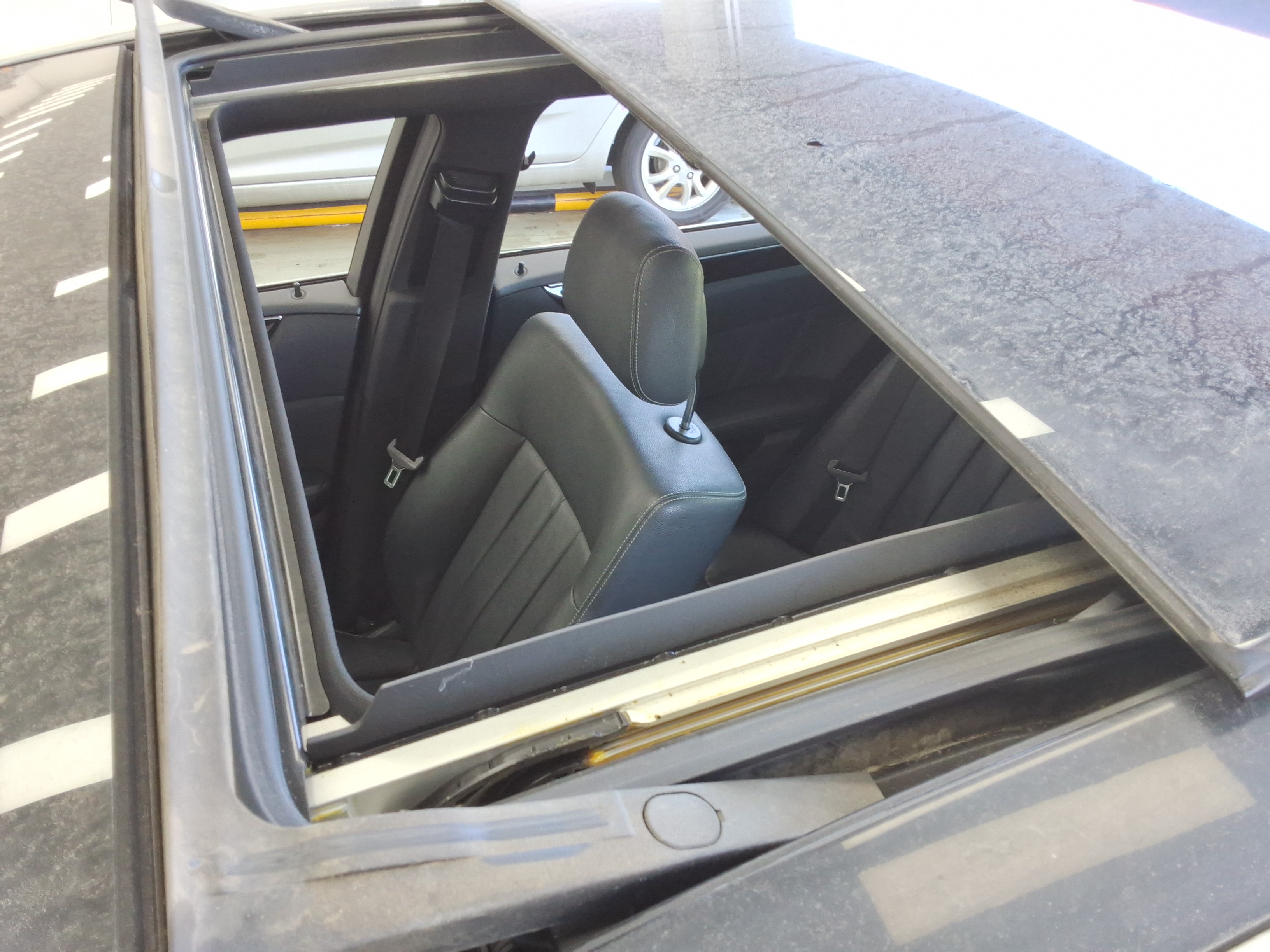 2014 - Mercedes-Benz E250