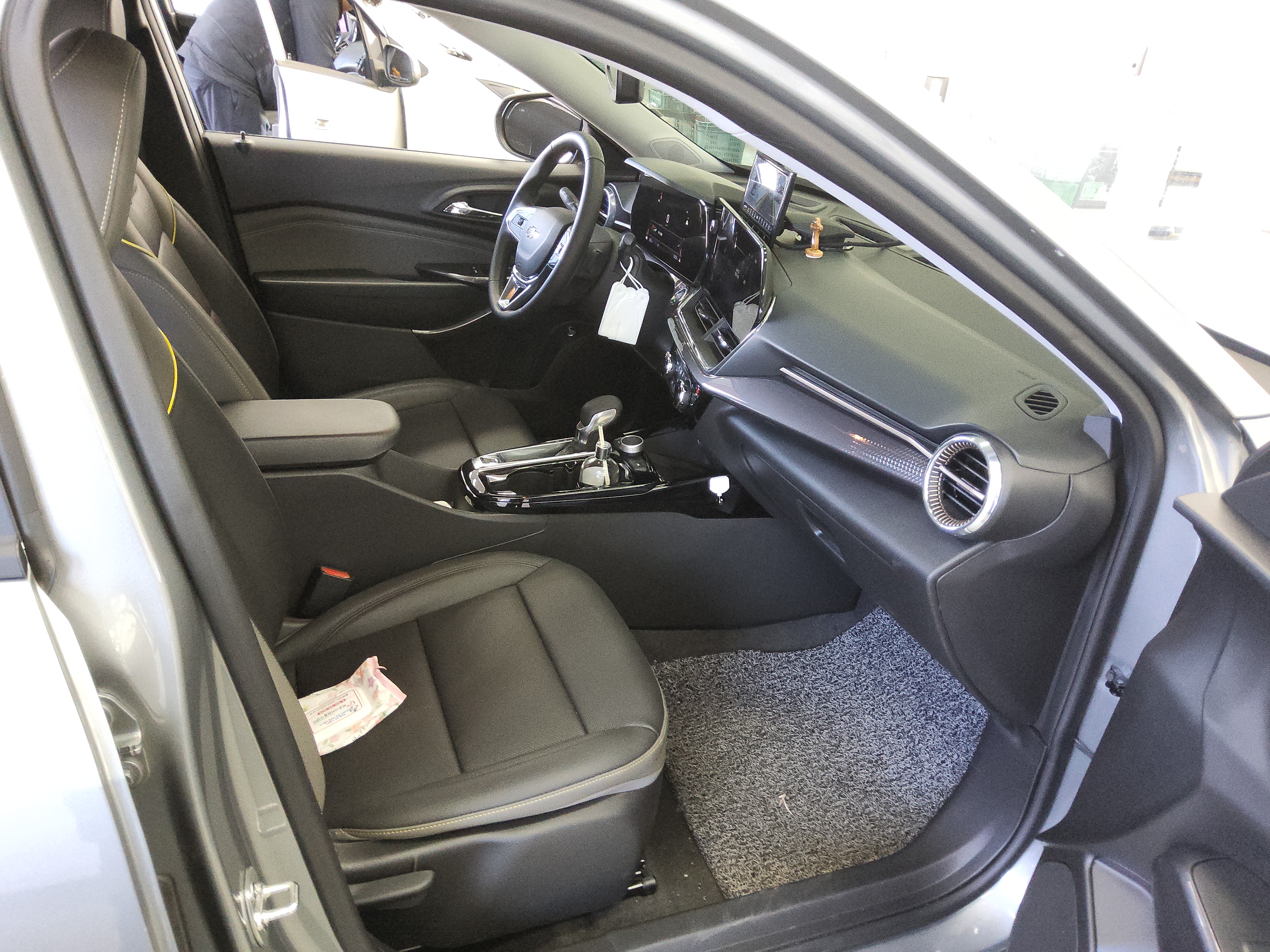 2025 - Chevrolet Trax