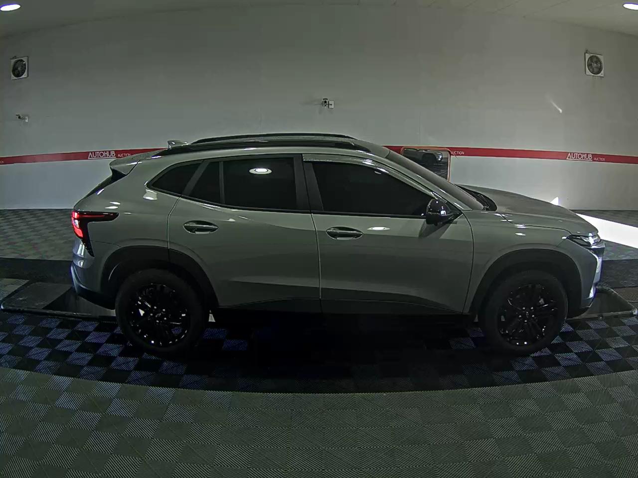 2025 - Chevrolet Trax