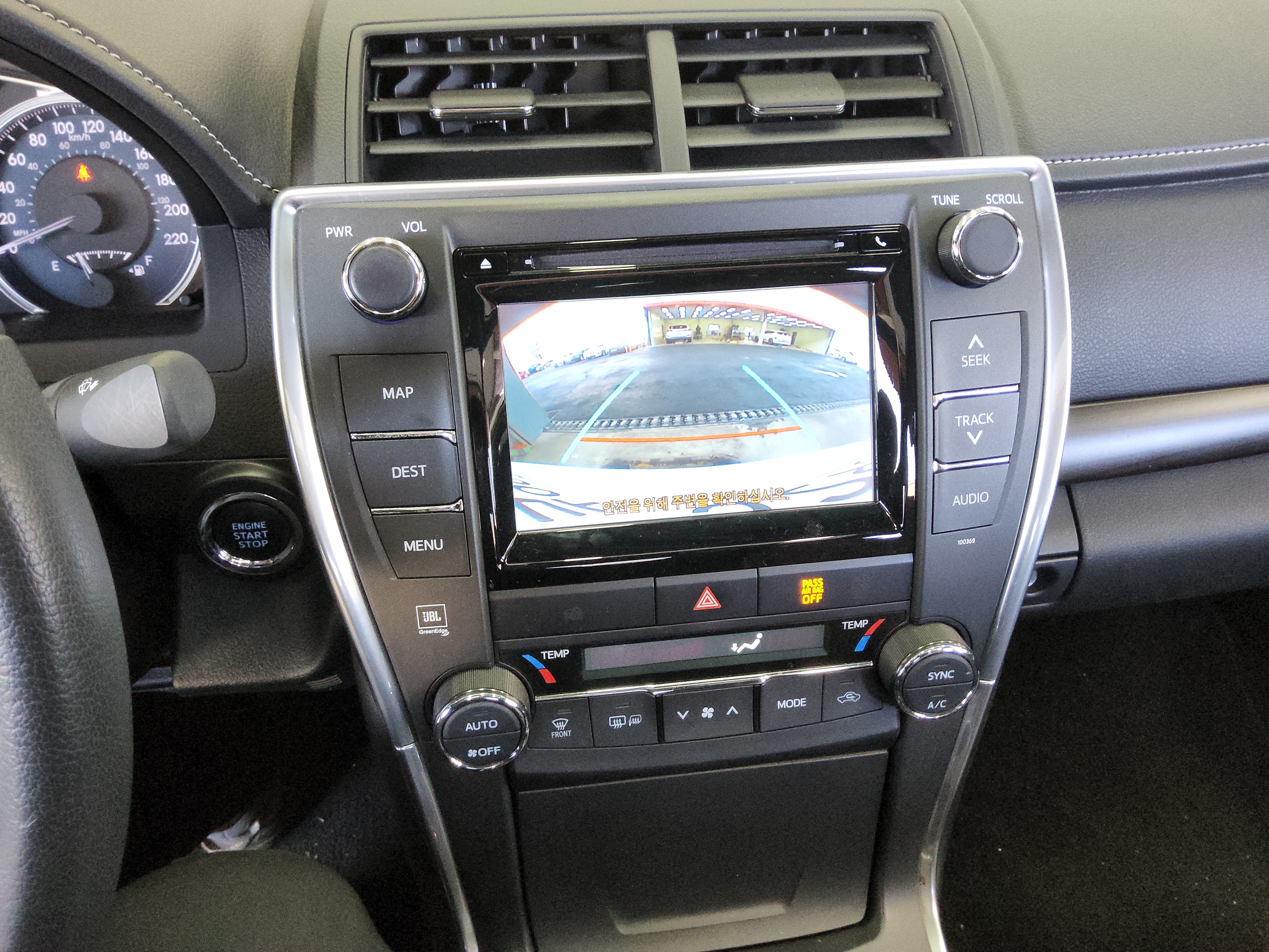 2015 - Toyota New Camry