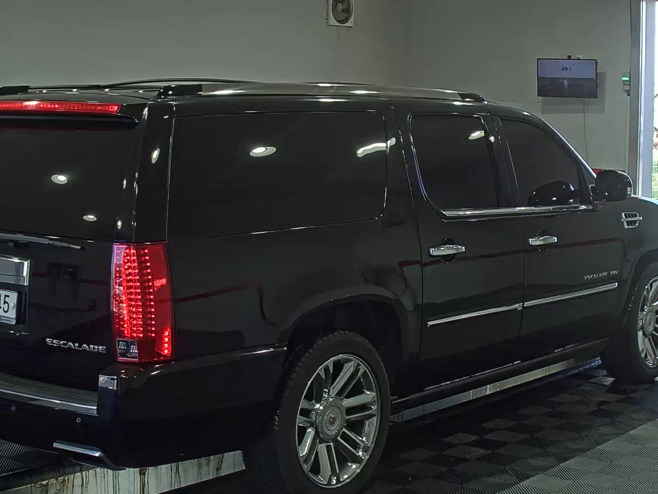 2012 - Cadillac Escalade