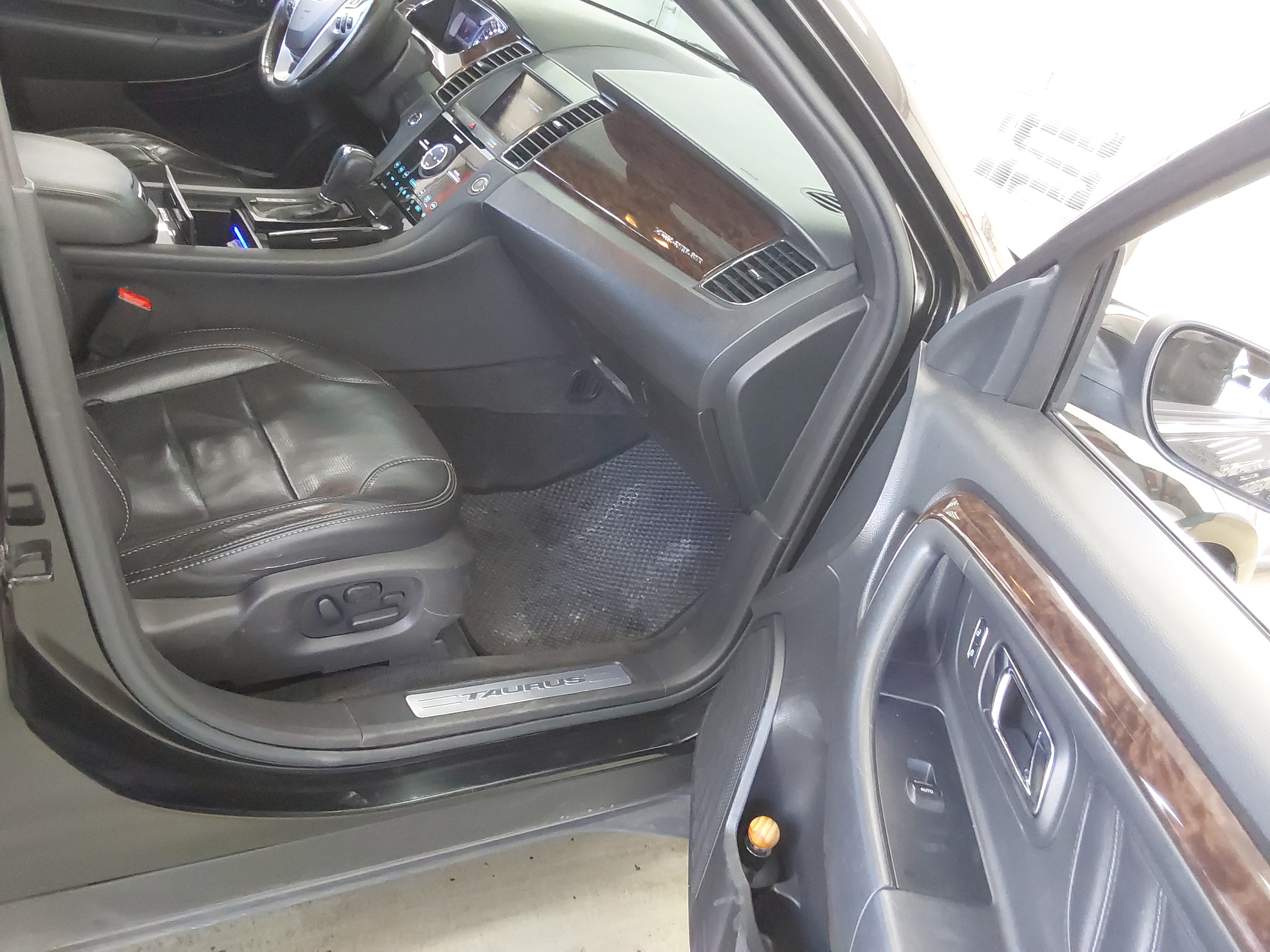 2013 - Ford New Taurus