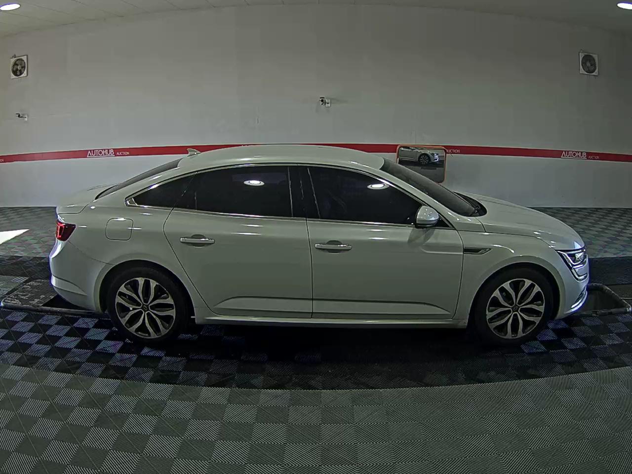 2016 - Renault Samsung SM6