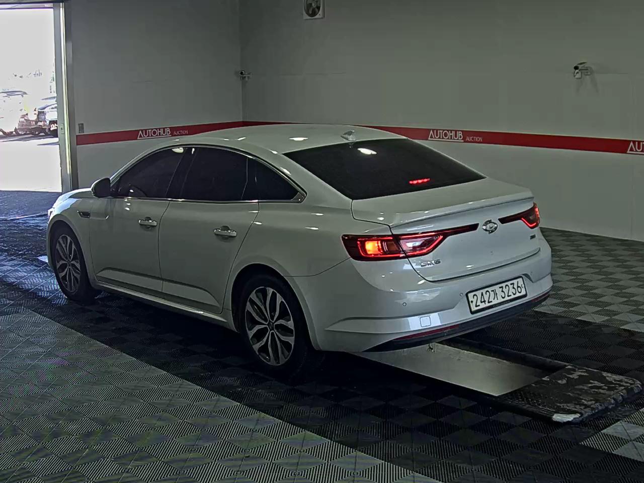 2016 - Renault Samsung SM6