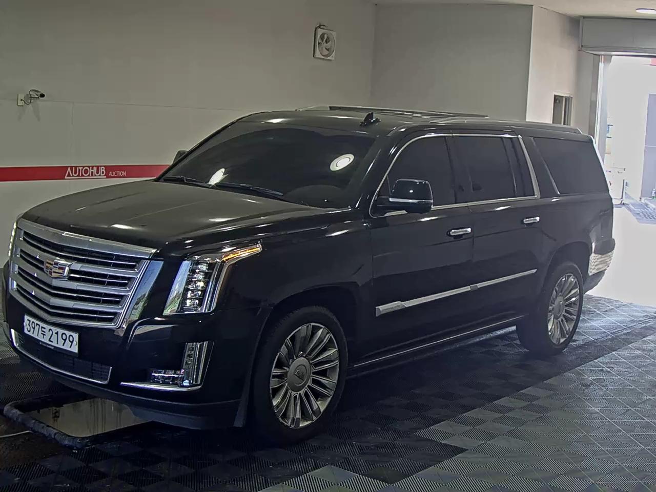 캐딜락 에스컬레이드 ESV (~현재)