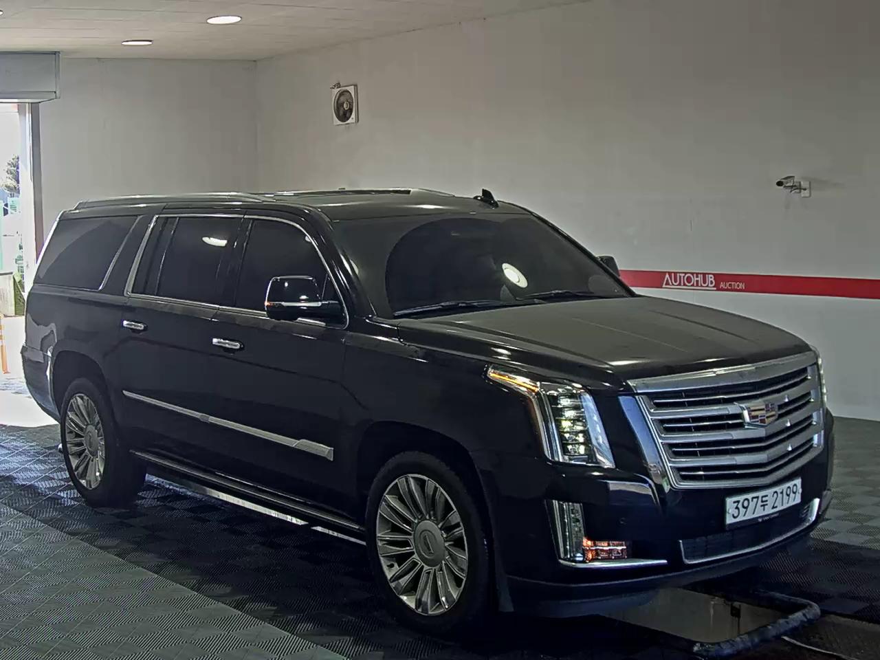 2019 - Cadillac Escalade