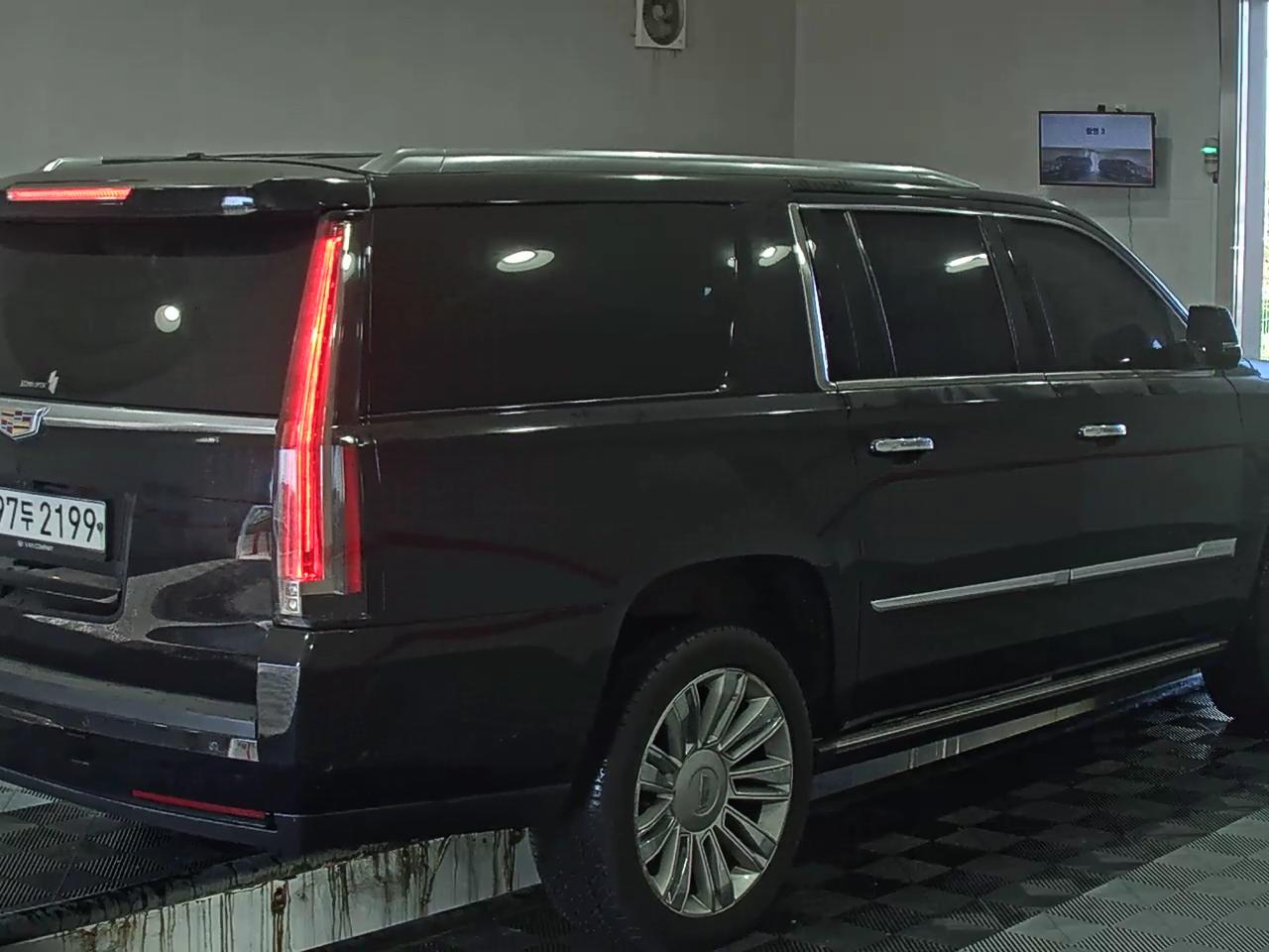 2019 - Cadillac Escalade