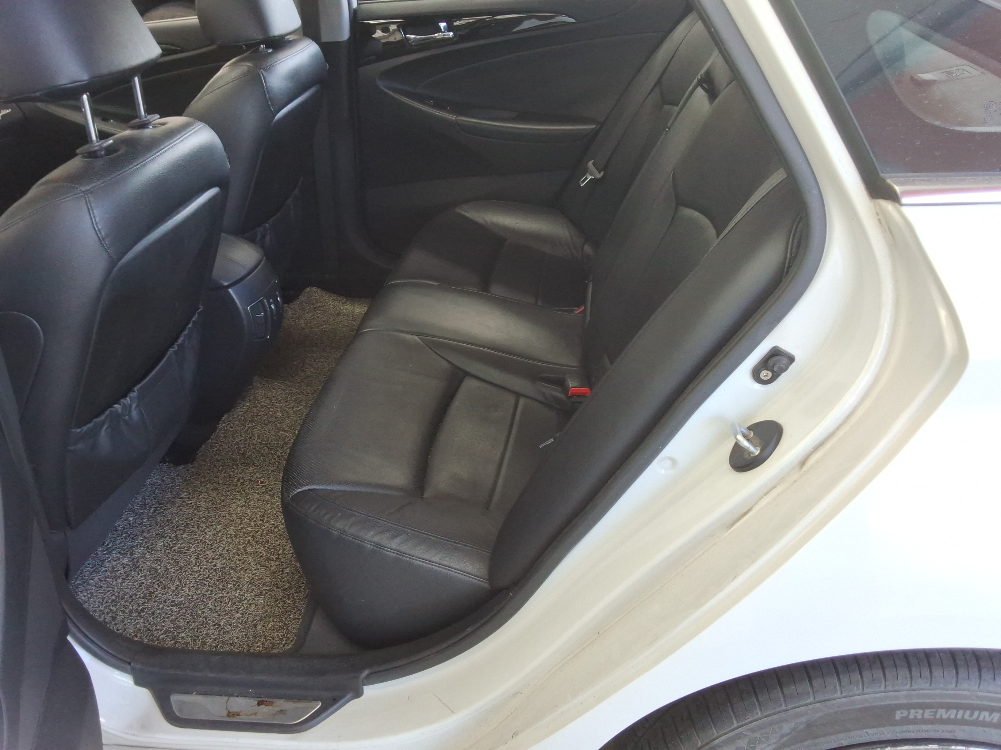 2011 - Hyundai Sonata