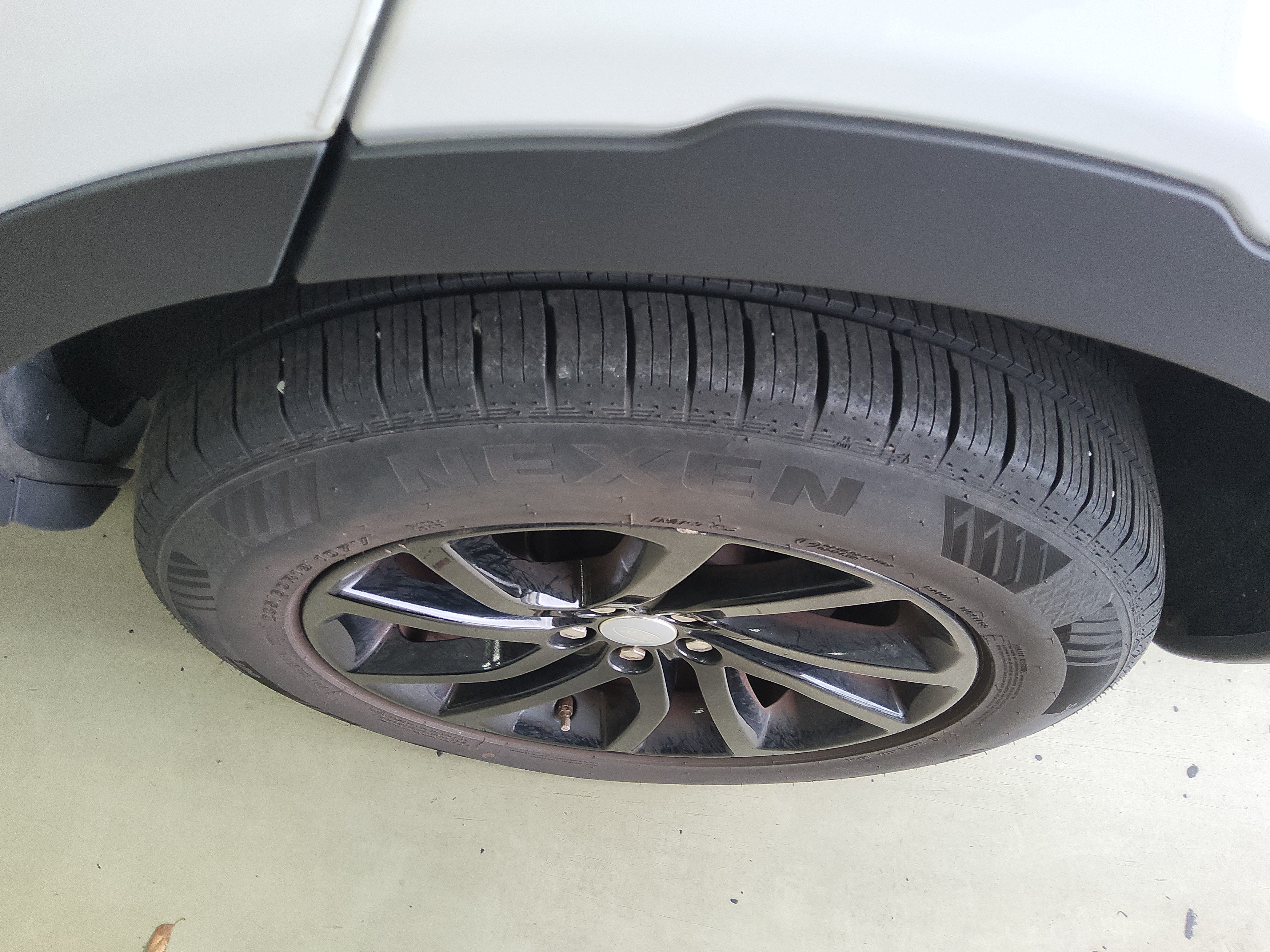 2018 - Land Rover Discovery