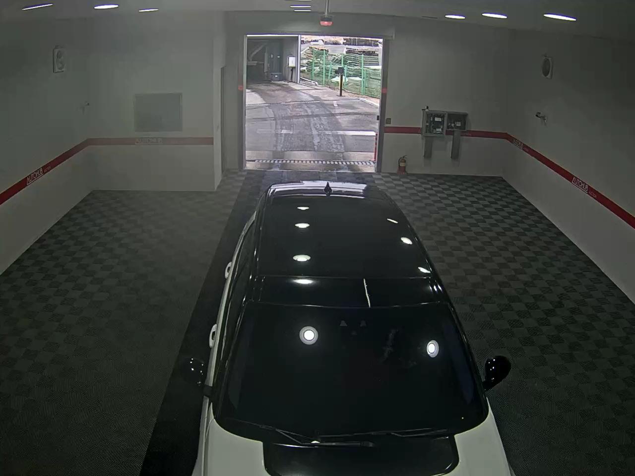 2018 - Land Rover Discovery