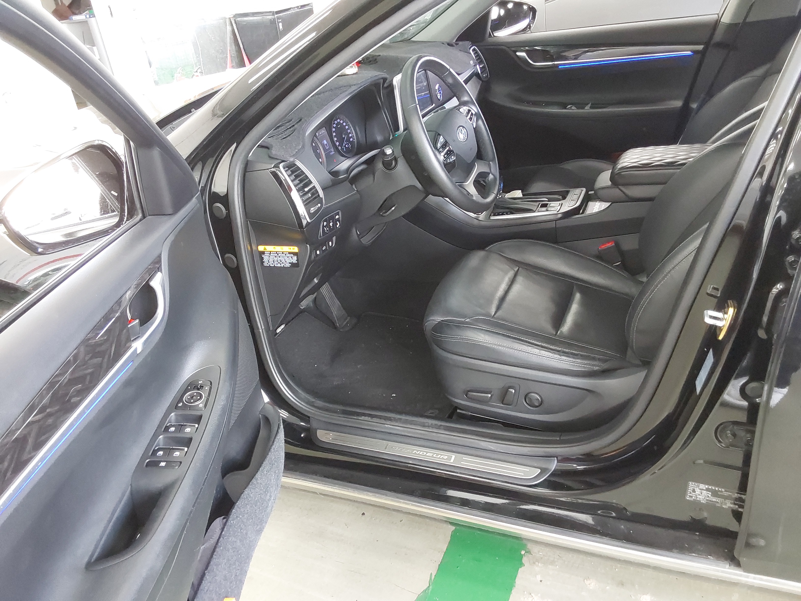 2019 - Hyundai Grandeur