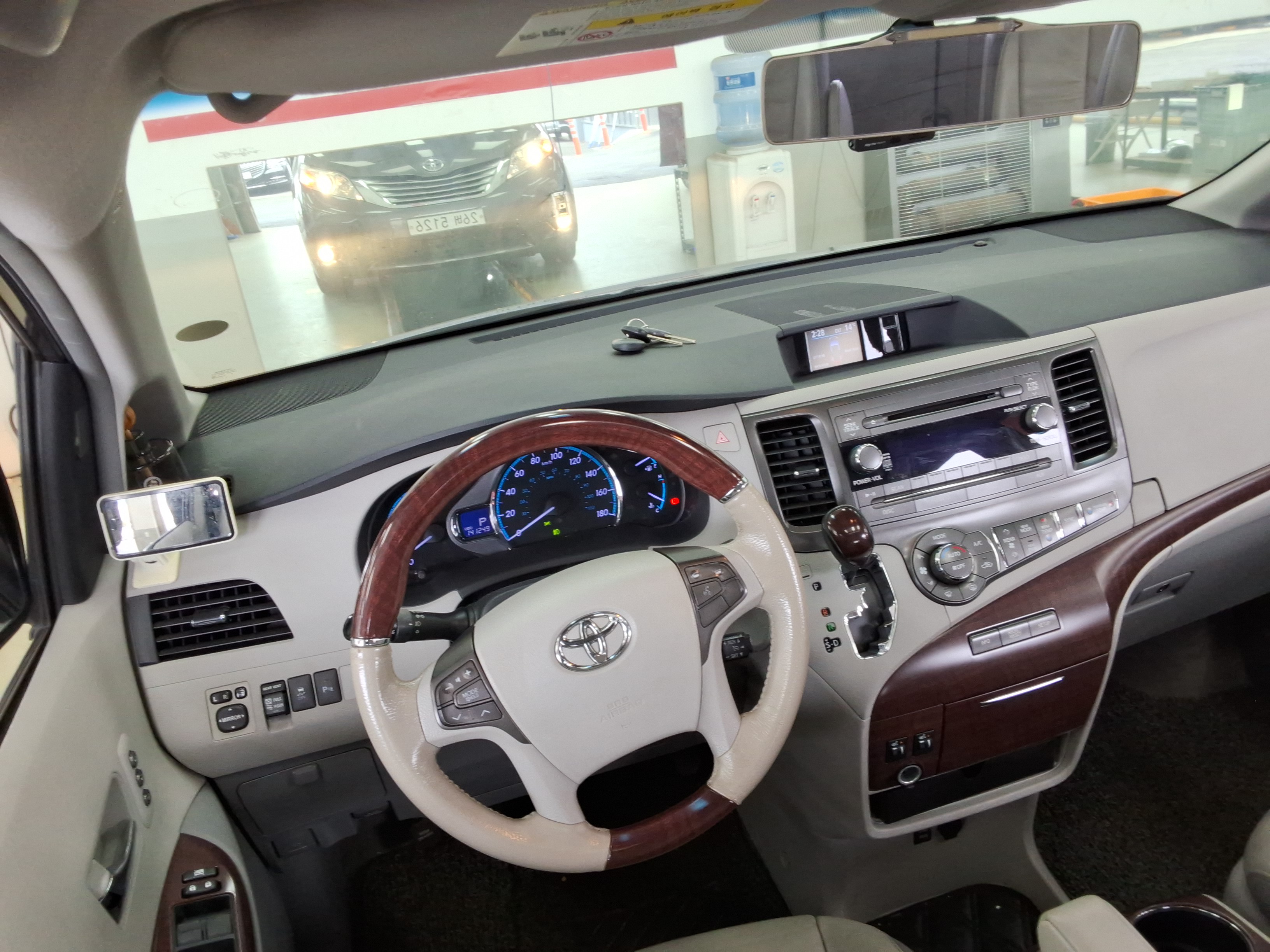 2012 - Toyota Sienna